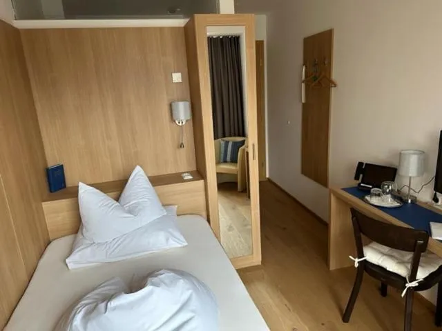 Bed in Hotel Kendler