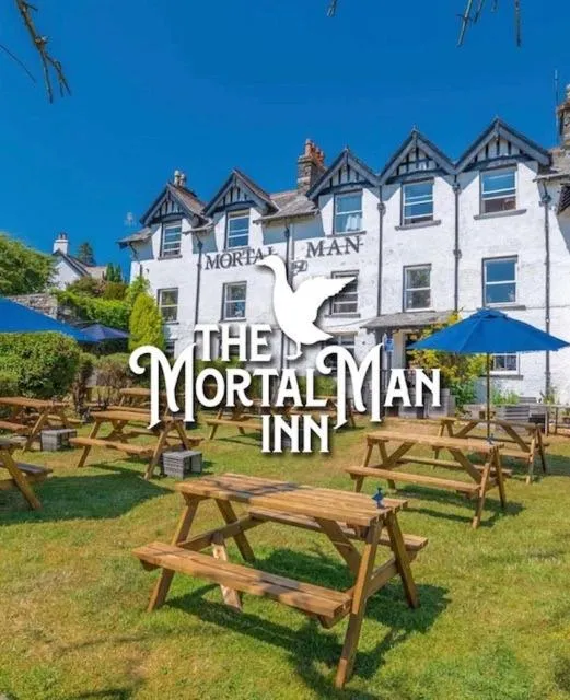 Garden in The Mortal Man Inn