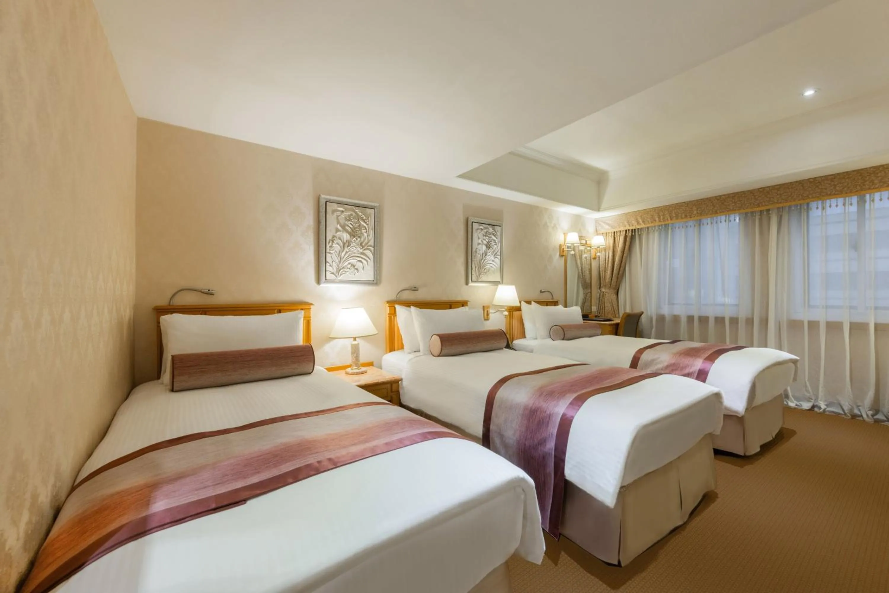 Photo of the whole room, Bed in Cosmos Hotel Taipei