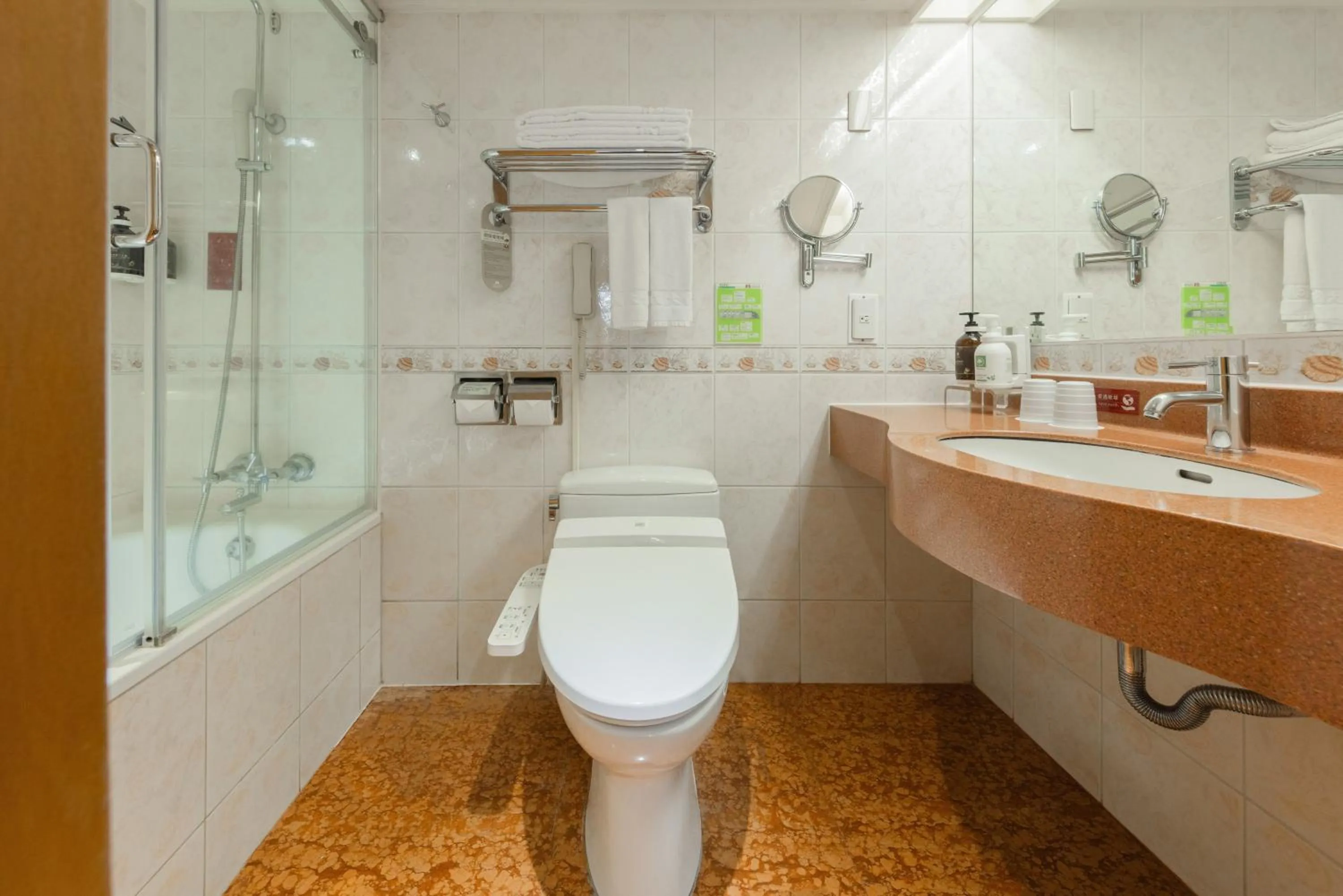 Bathroom in Cosmos Hotel Taipei