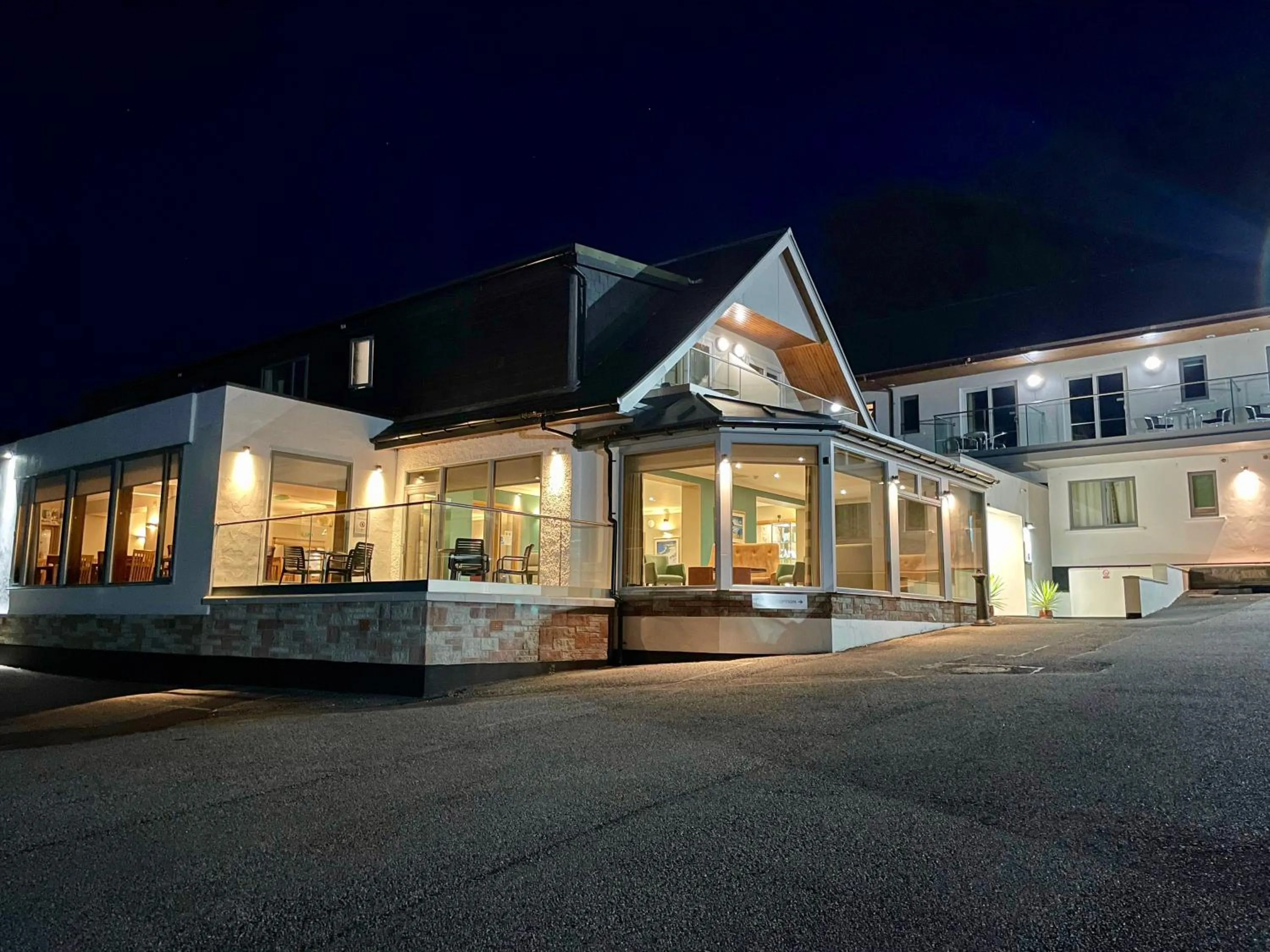 Property building in Clan Macduff Hotel