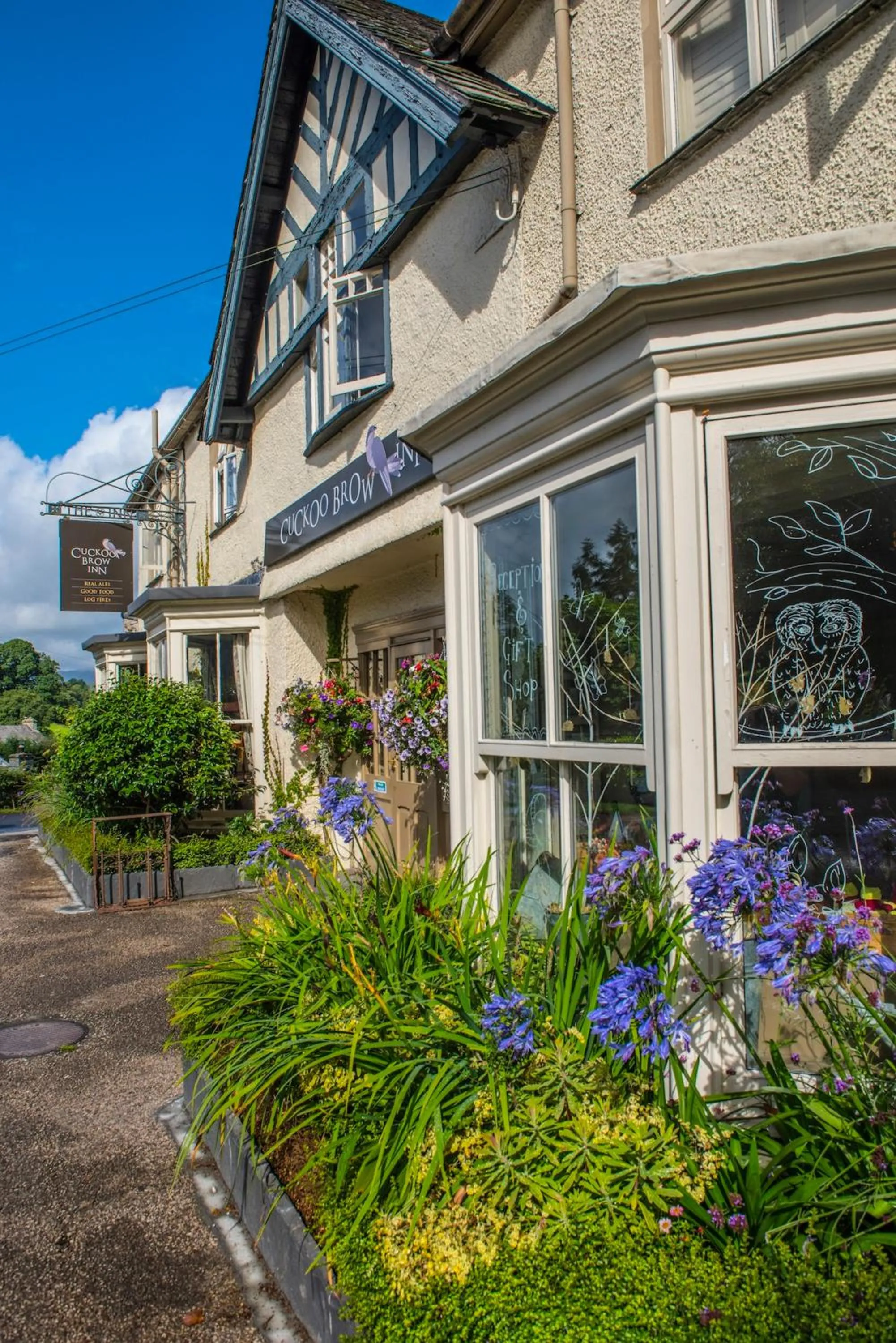 Facade/entrance in The Cuckoo Brow Inn