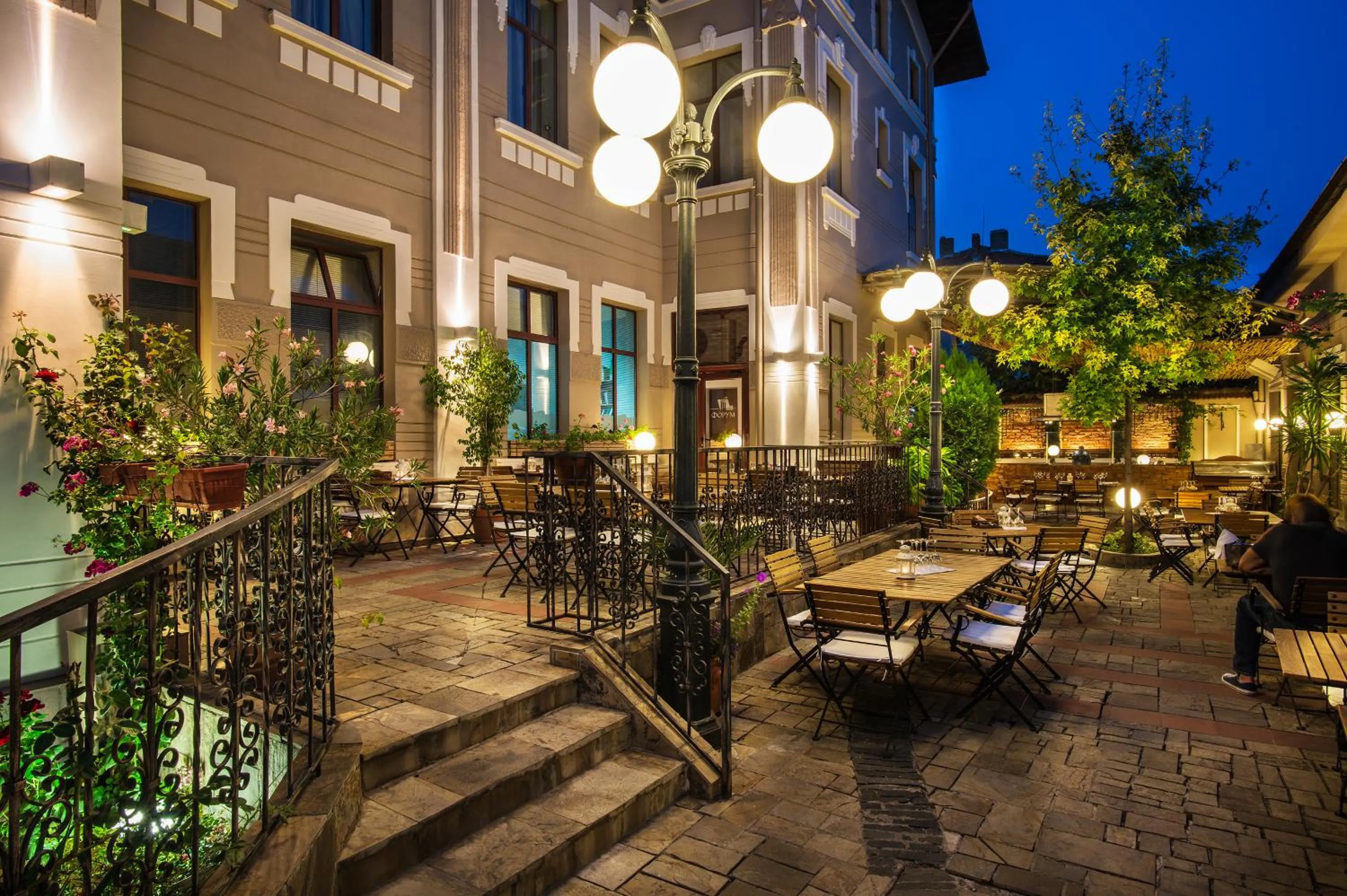 Facade/entrance in Antique Forum Hotel "Self Check-in" Stara Zagora