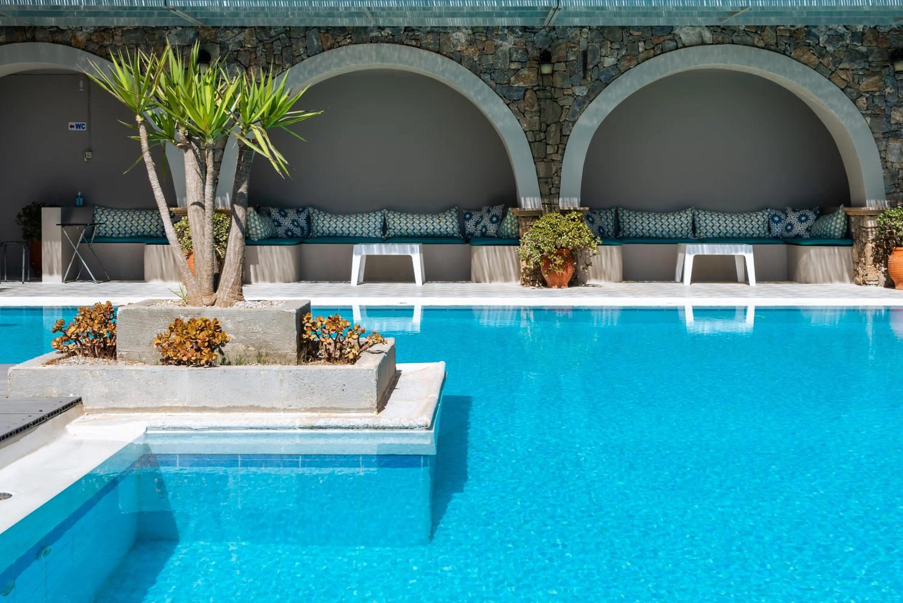 Swimming pool in Aphea Village