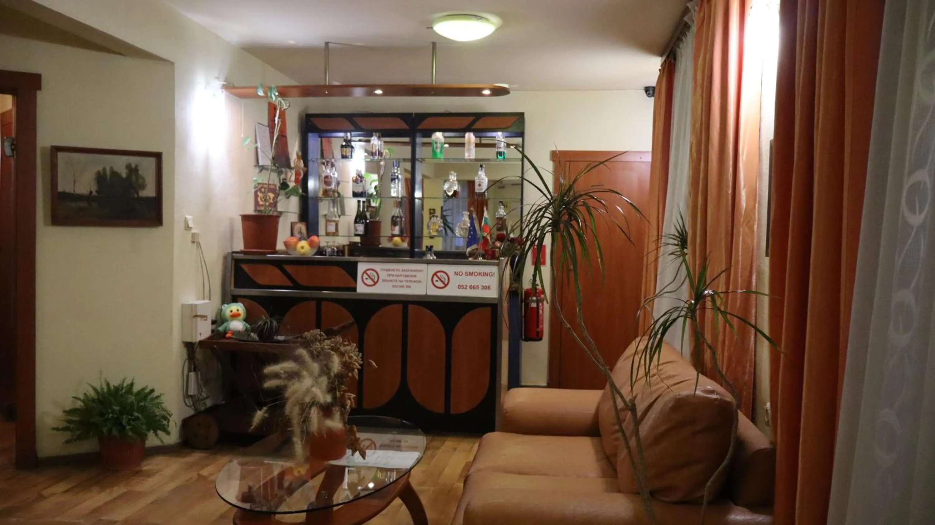 Lounge or bar in Hotel Palitra