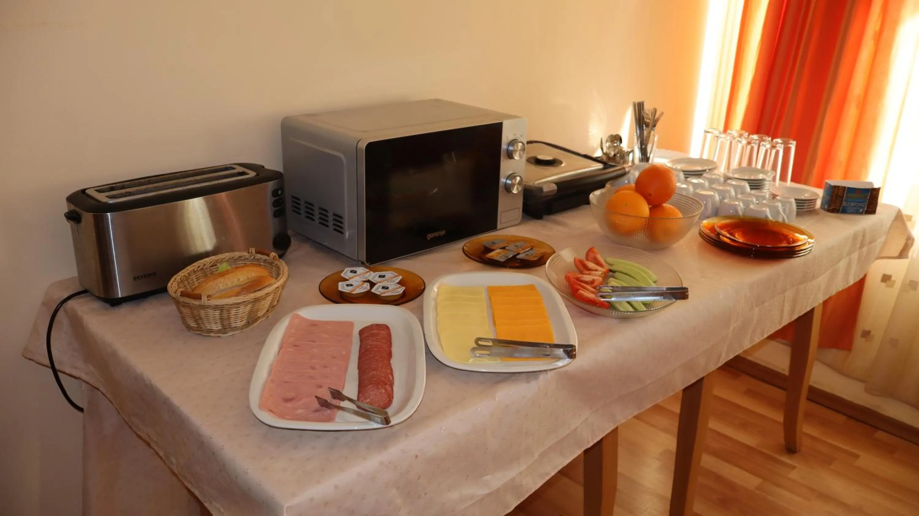 Breakfast in Hotel Palitra