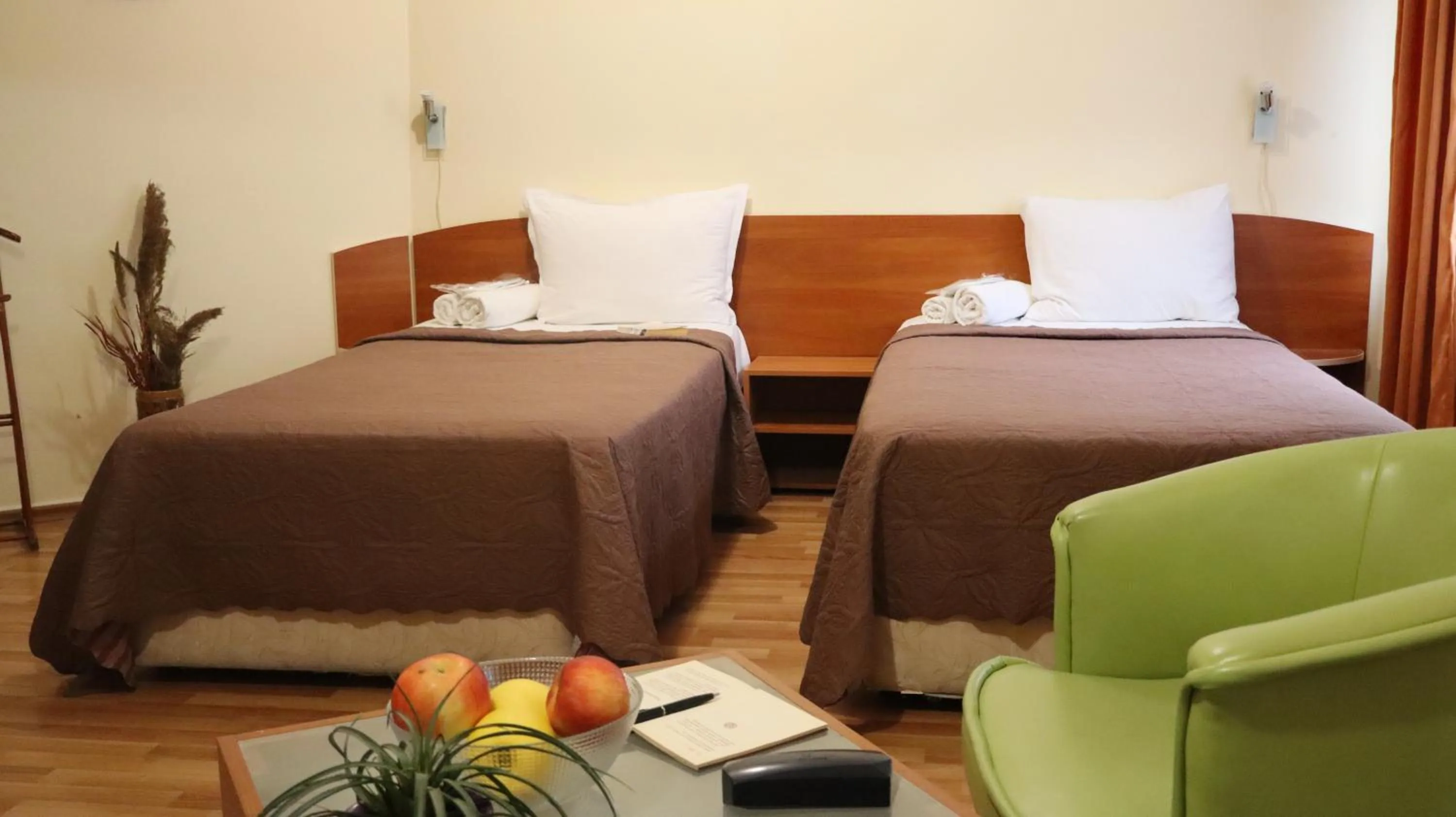 Bed in Hotel Palitra