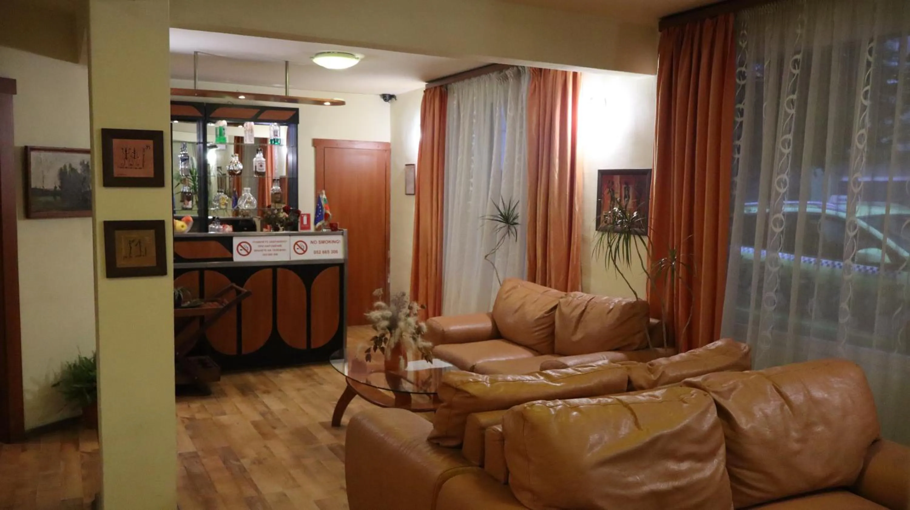 Lobby or reception in Hotel Palitra