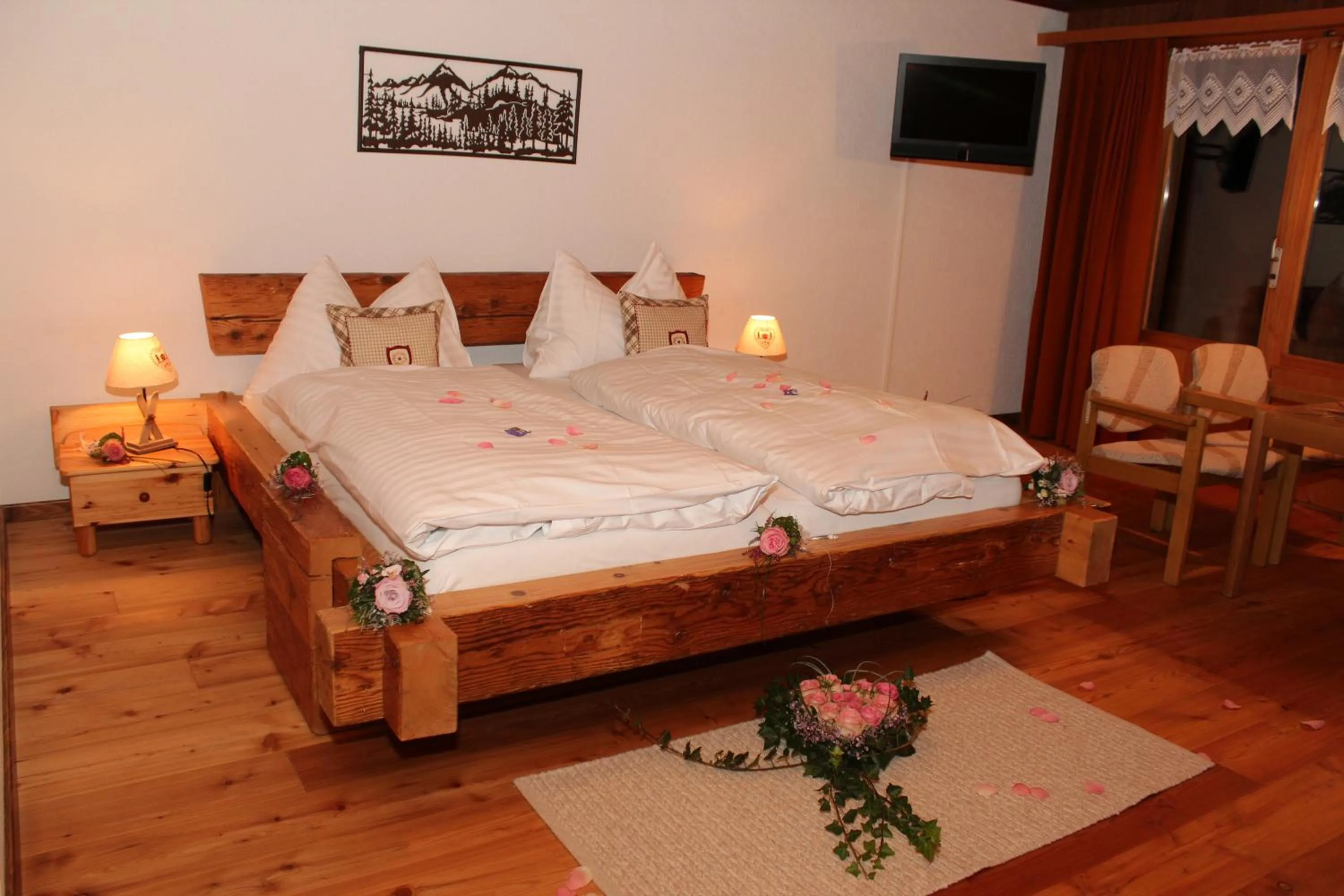 Bedroom, Bed in Hotel Rothorn Vintage-Style