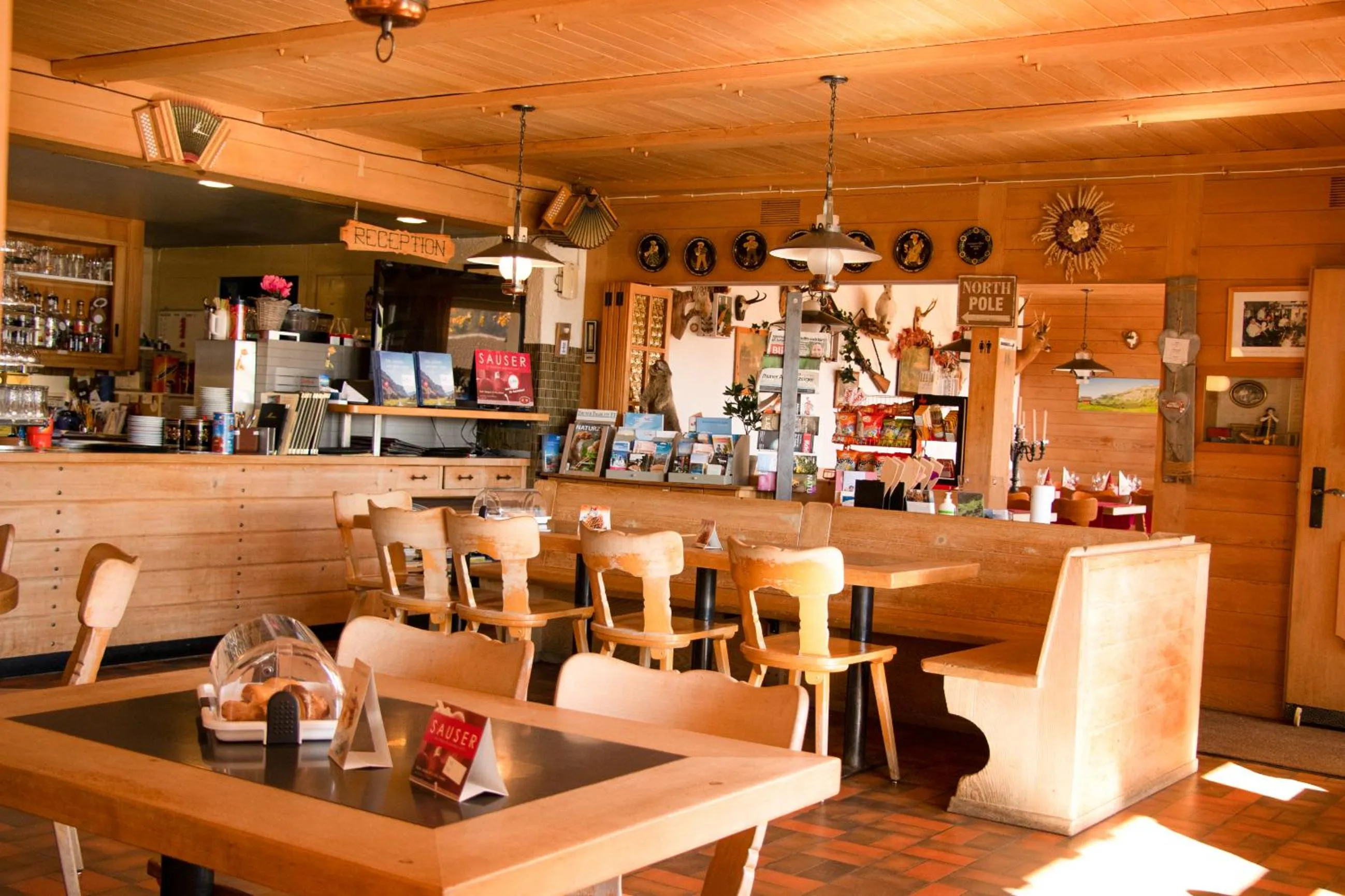 Restaurant/places to eat in Hotel Rothorn Vintage-Style