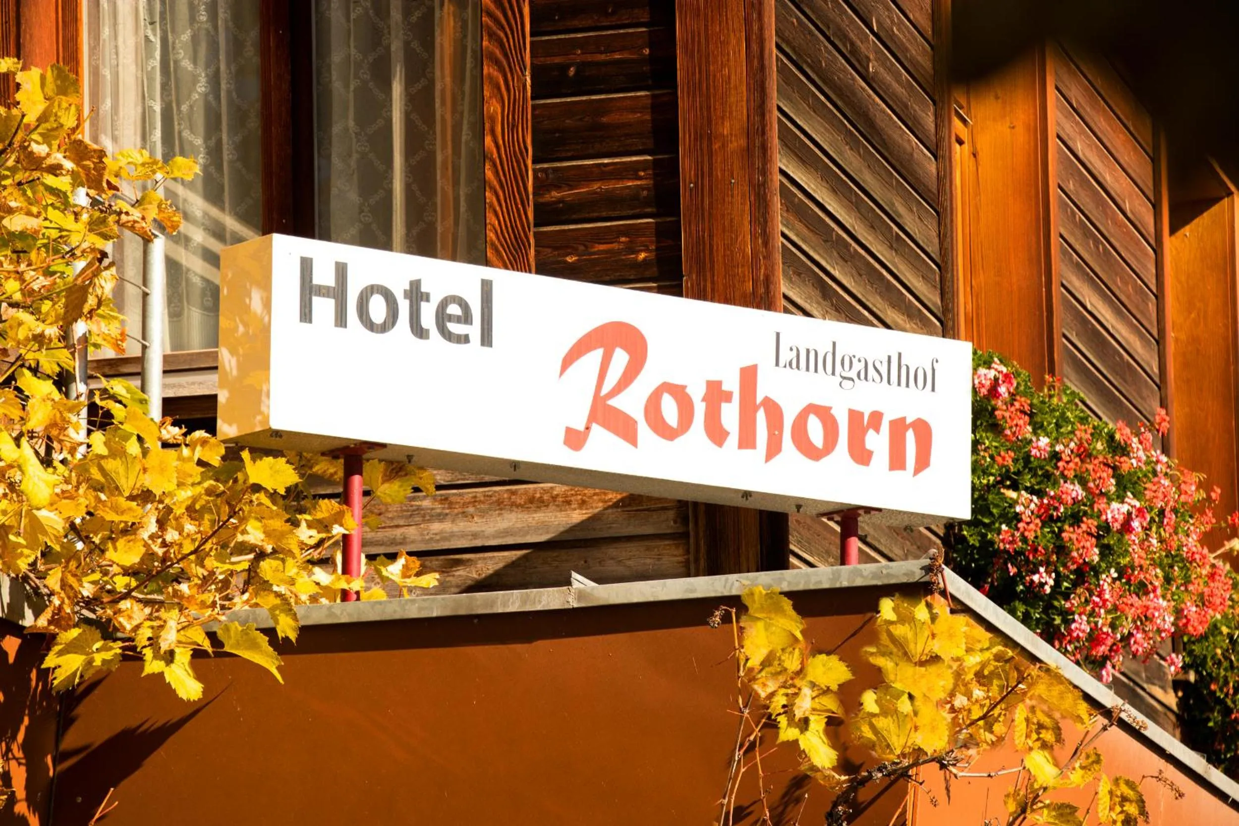 Property building in Hotel Rothorn Vintage-Style