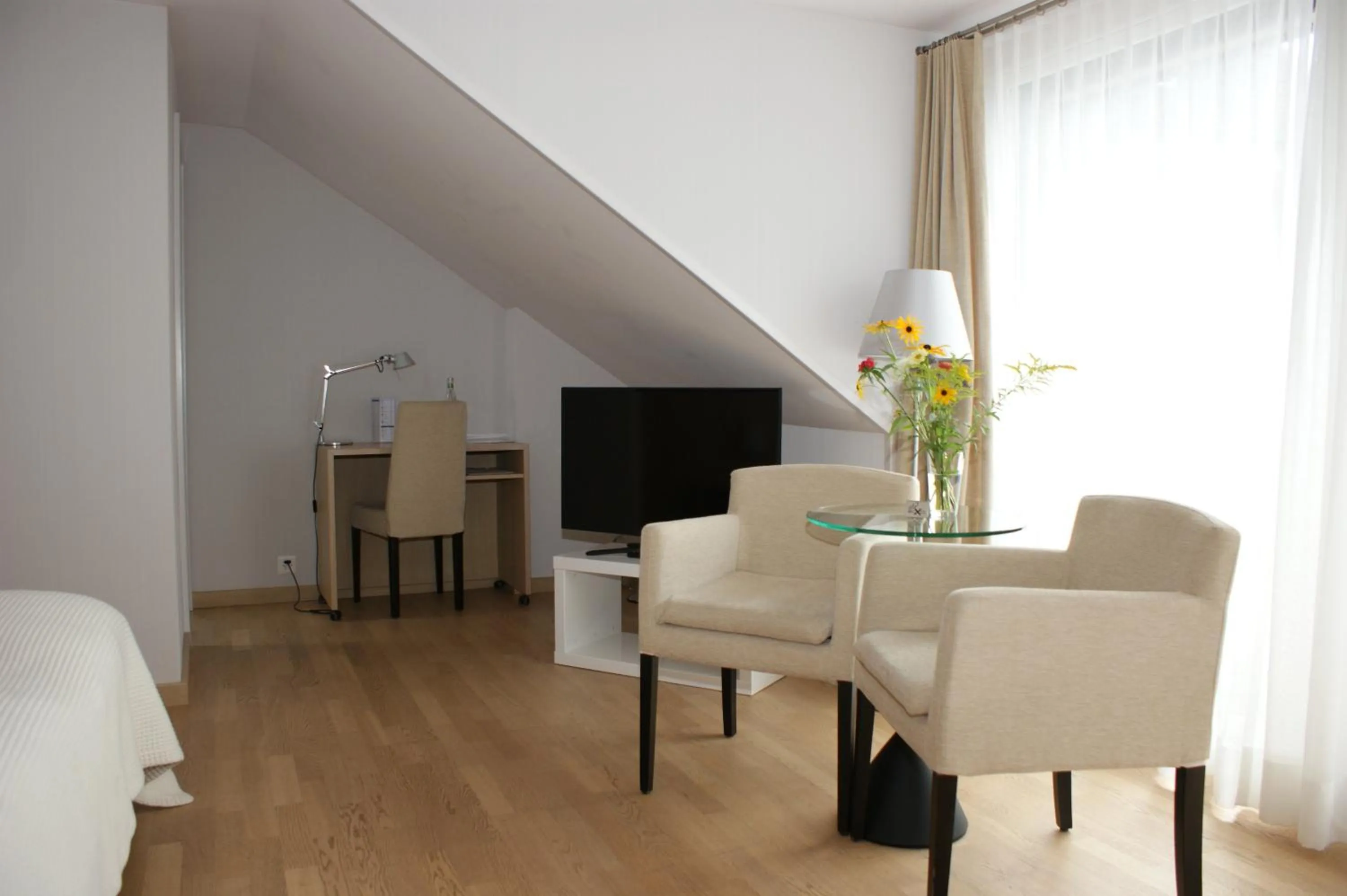 Bedroom in Hotel Jean-Jacques Rousseau