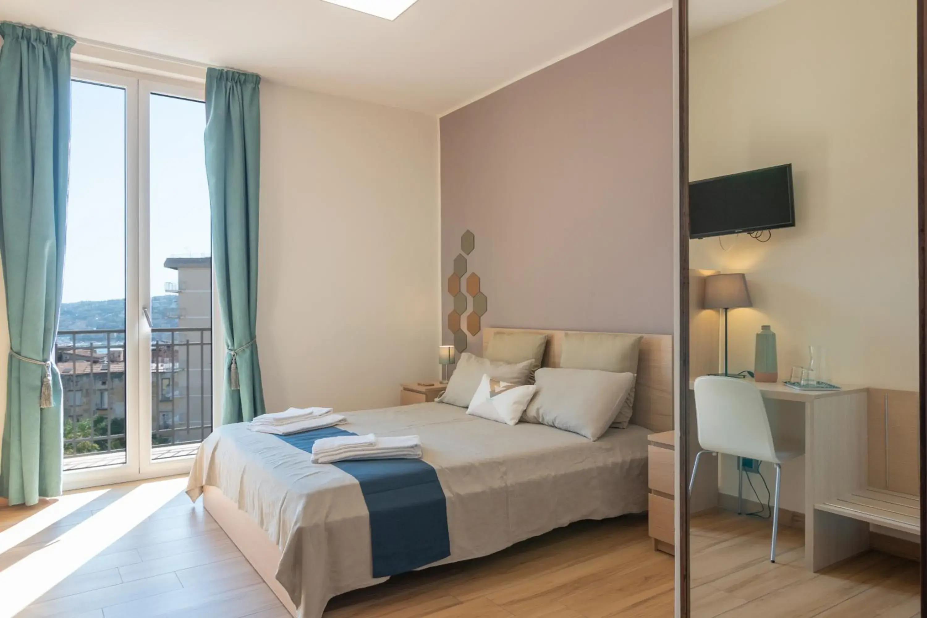 Deluxe Triple Room with Sea View in Santa Caterina B&B Deluxe Triple Room with Sea View in Santa Caterina B&B