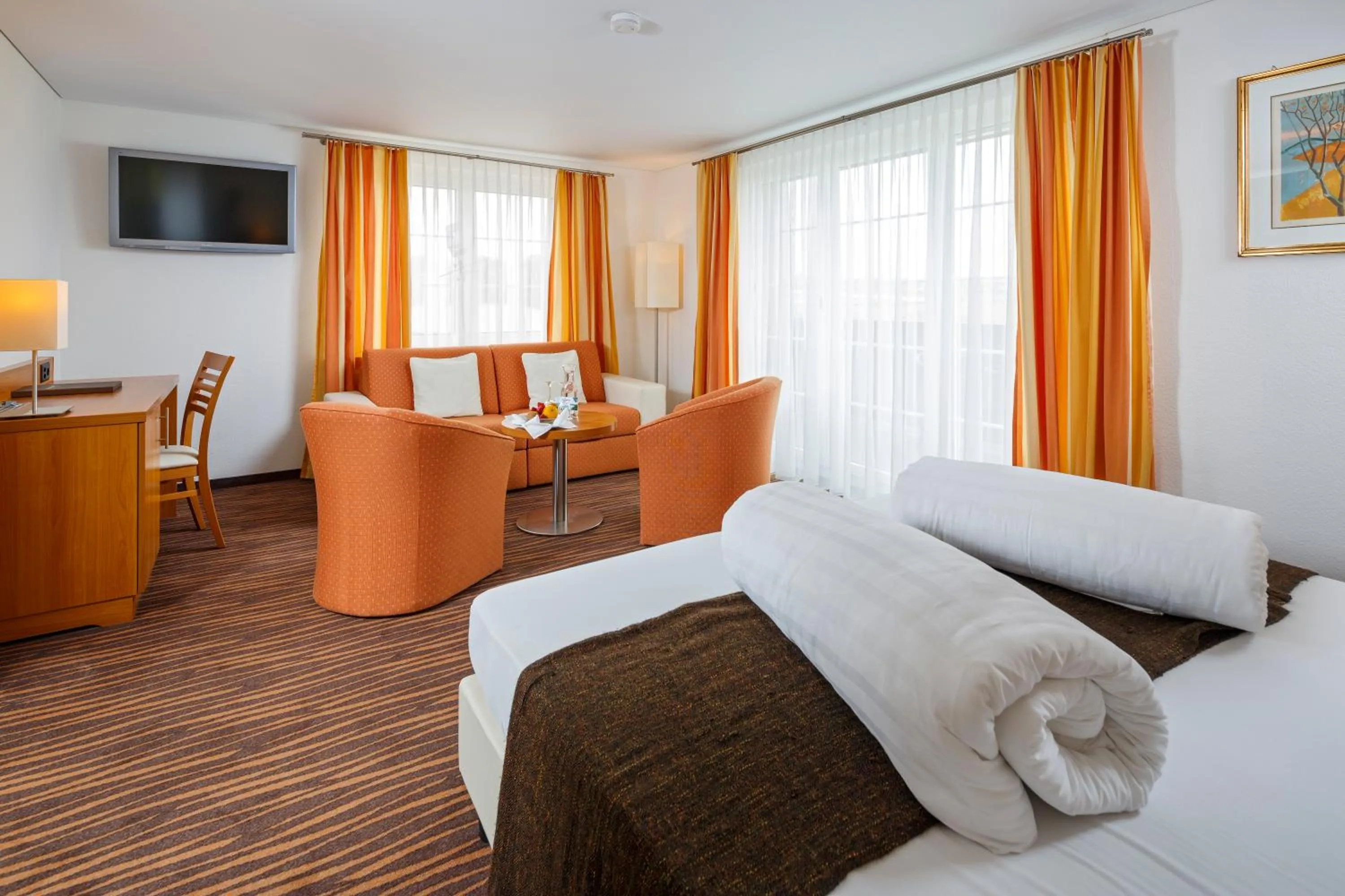 Photo of the whole room, Bed in Seemöwe Swiss Quality Hotel