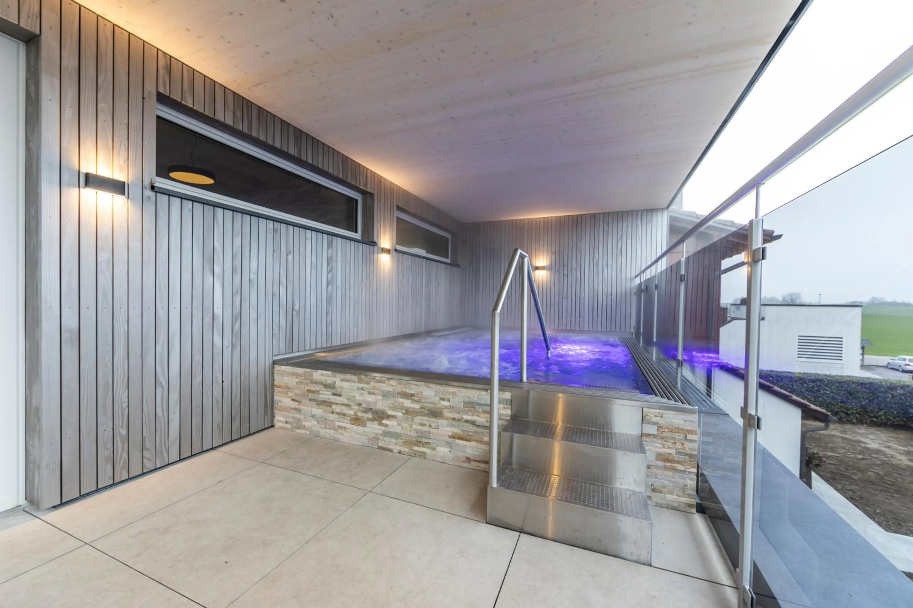 Hot Tub in Seemöwe Wellnesshotel Swiss Quality