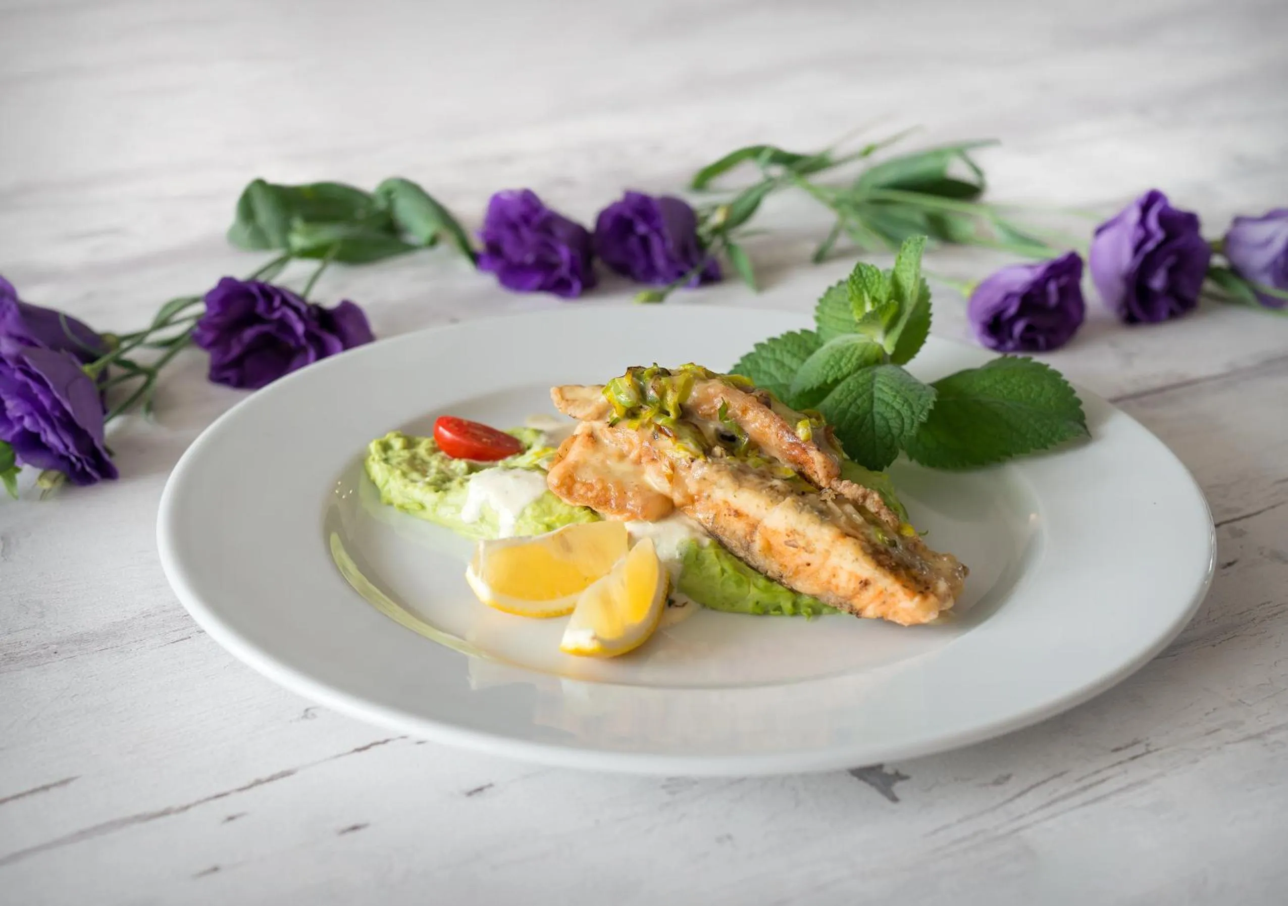 Lunch in Hotel Capitol