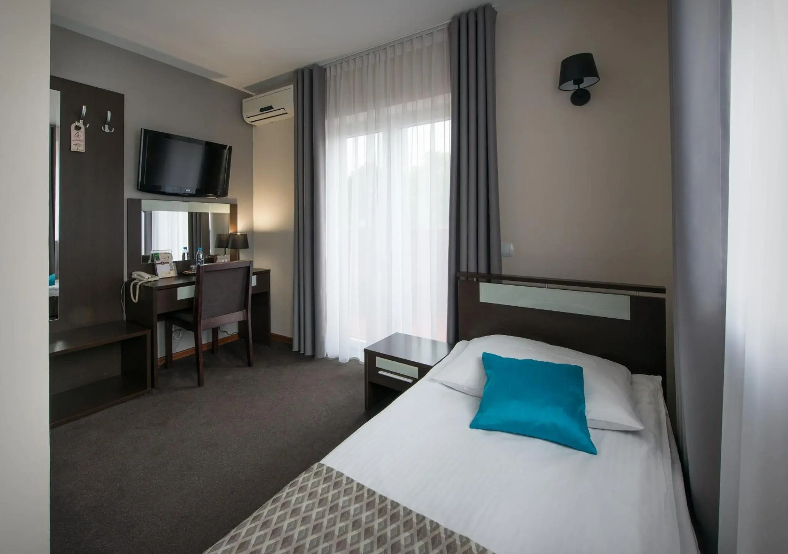 Single Room in Hotel Capitol Single Room in Hotel Capitol