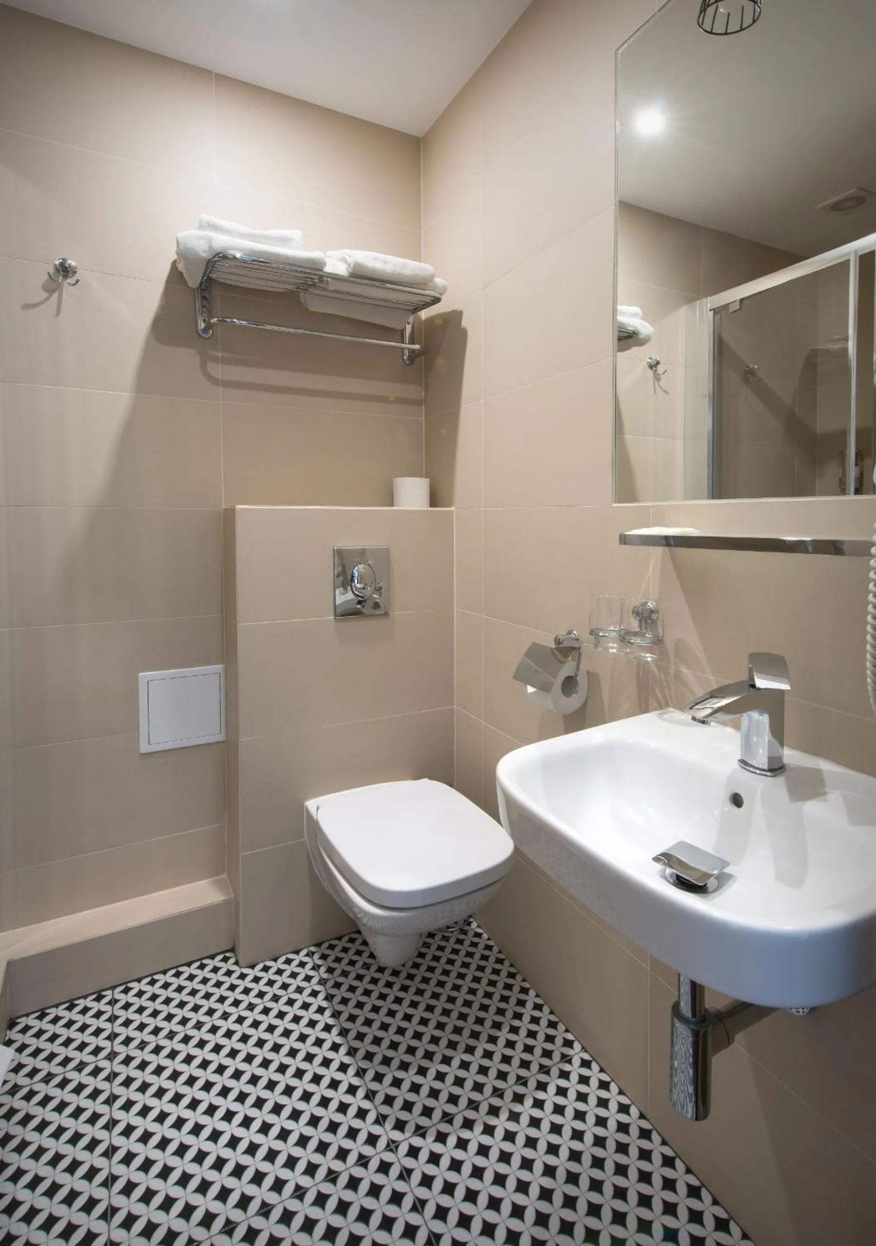 Bathroom in Hotel Capitol