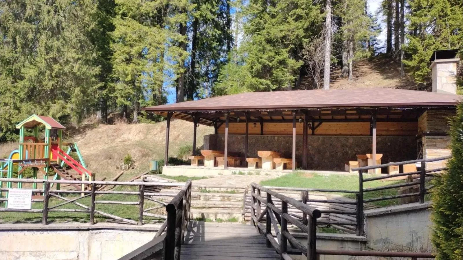 BBQ facilities in The Stream Resort Pamporovo