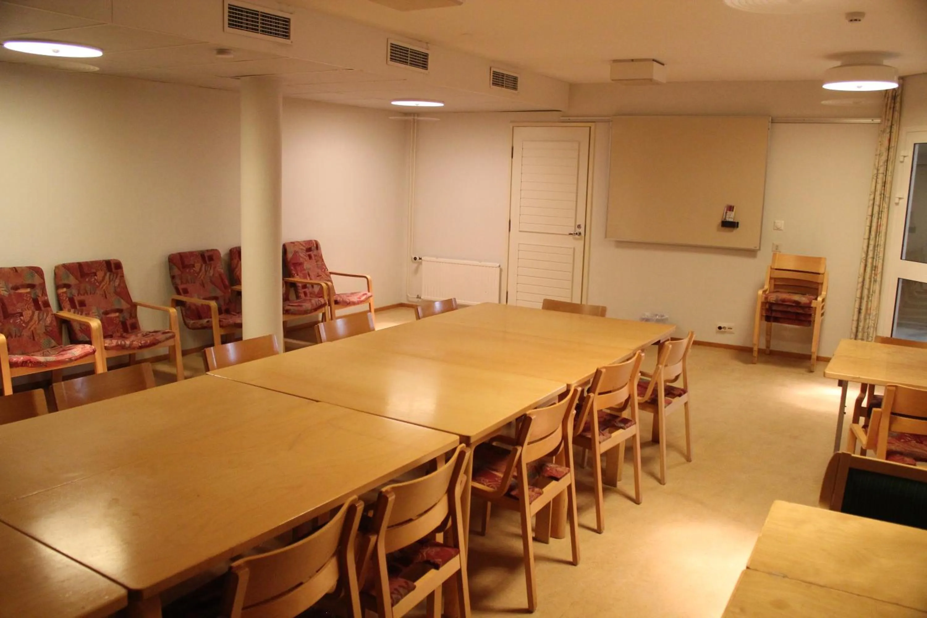 Business facilities in Hotel Cikada