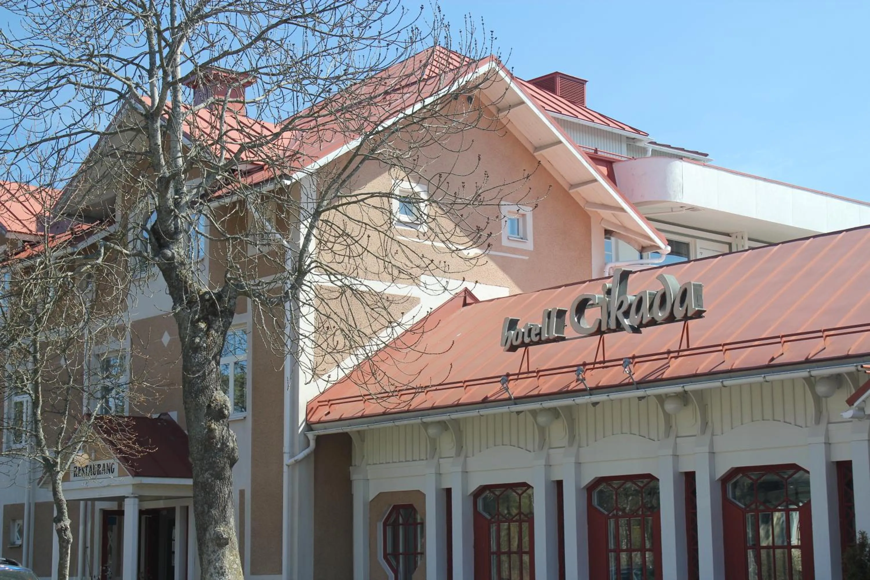 Facade/entrance in Hotel Cikada