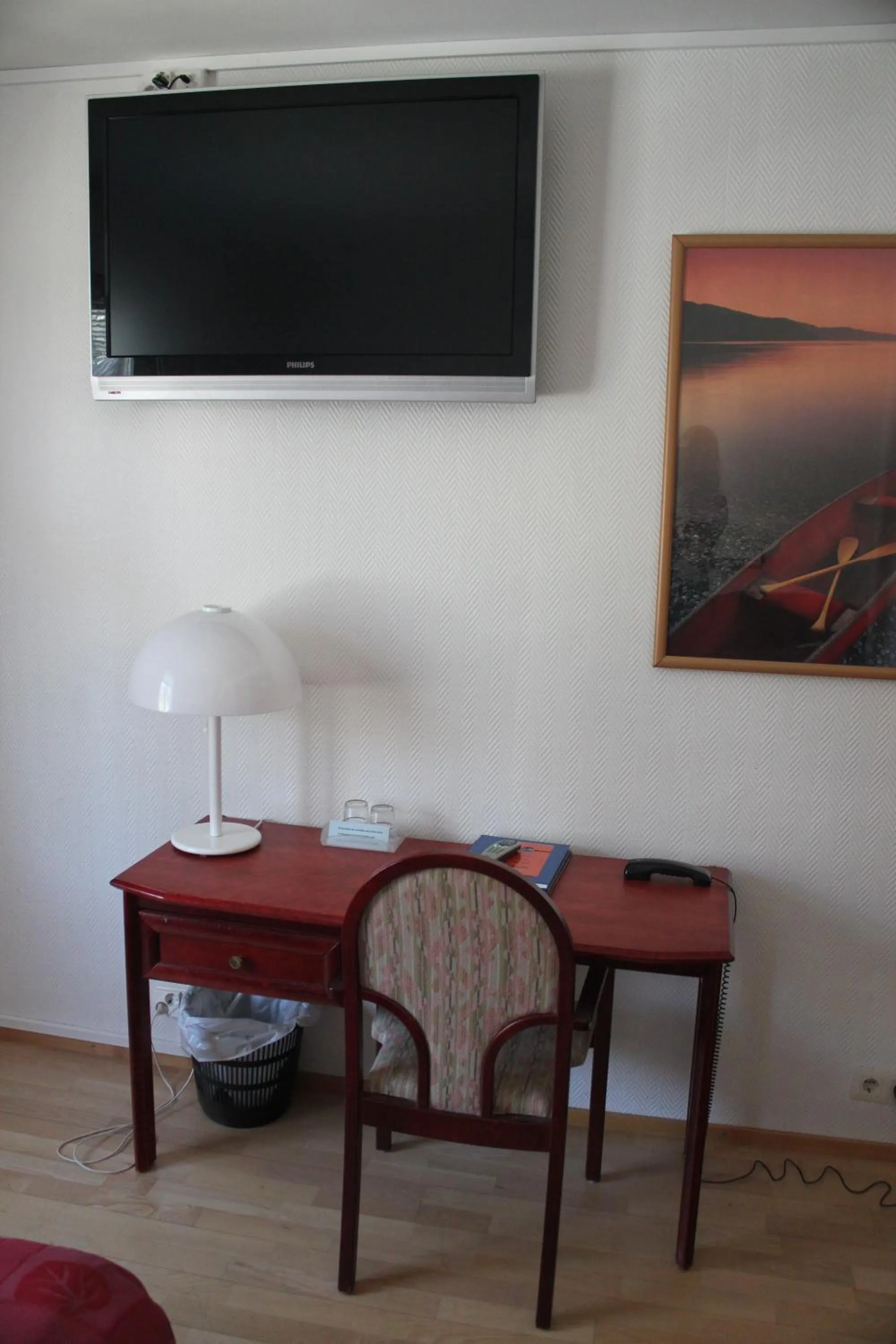 TV and multimedia in Hotel Cikada