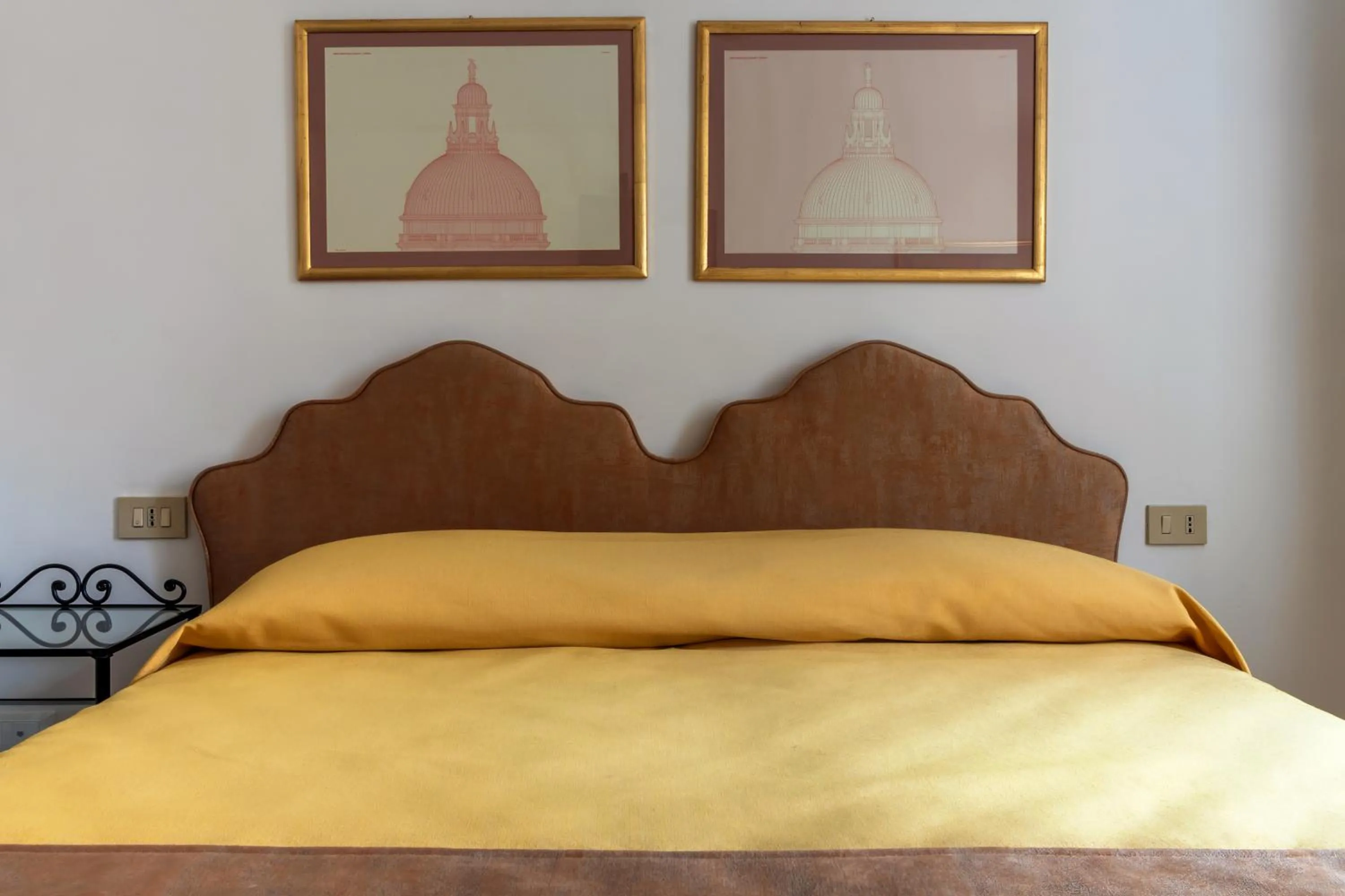 Bed in Hotel Casa Boccassini