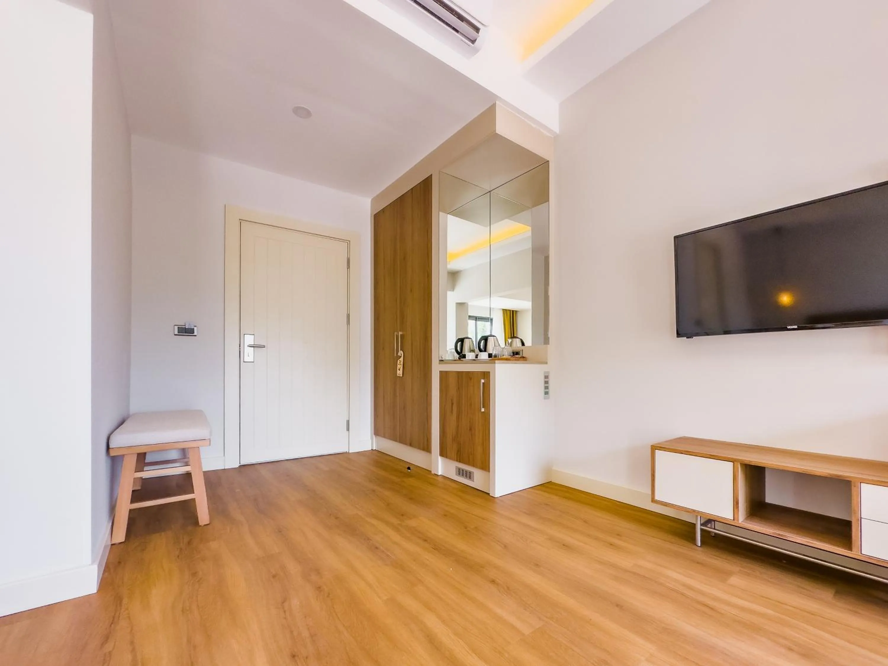 TV and multimedia in Dedeoğlu Port Hotel