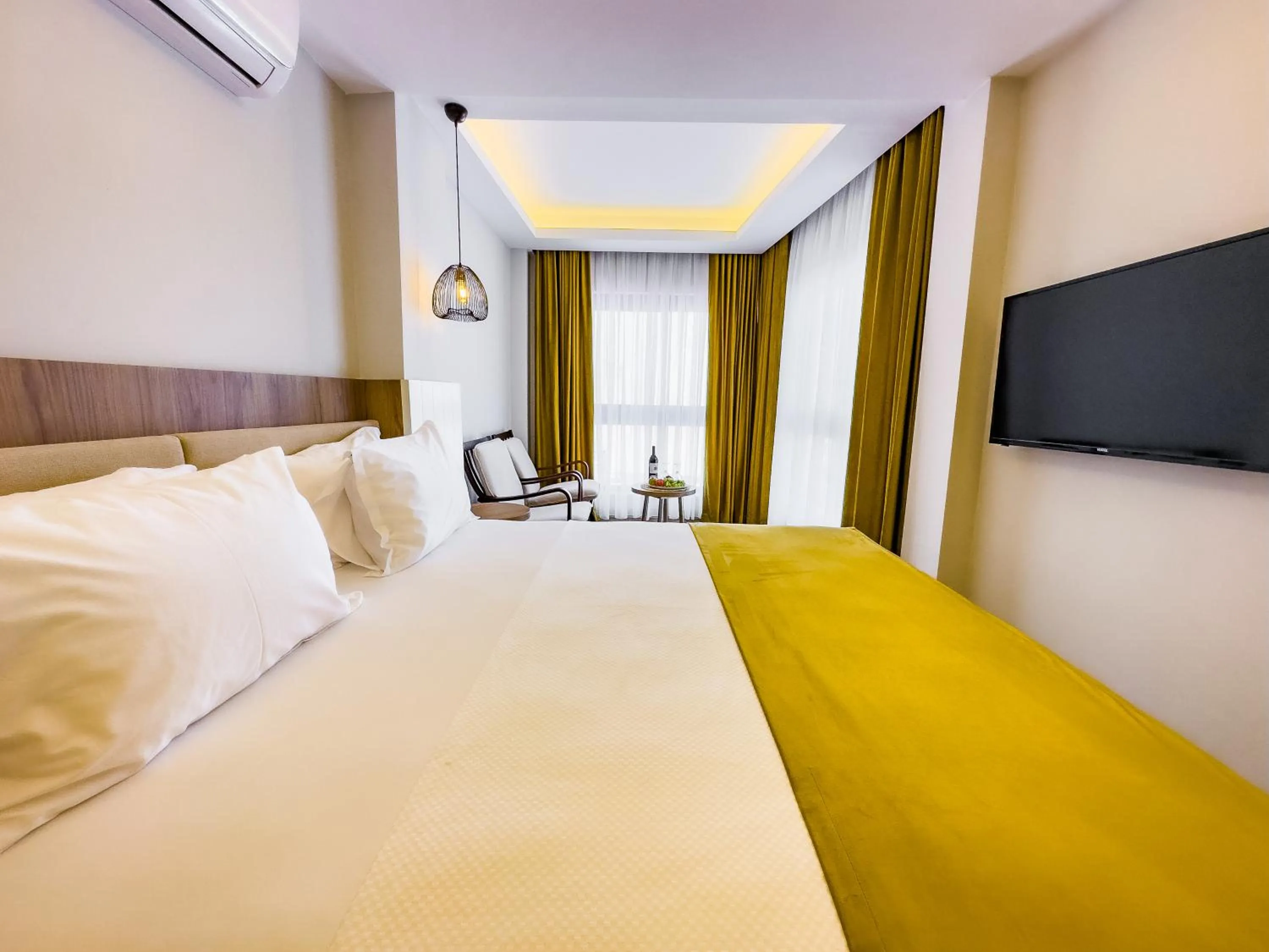 Bed in Dedeoğlu Port Hotel