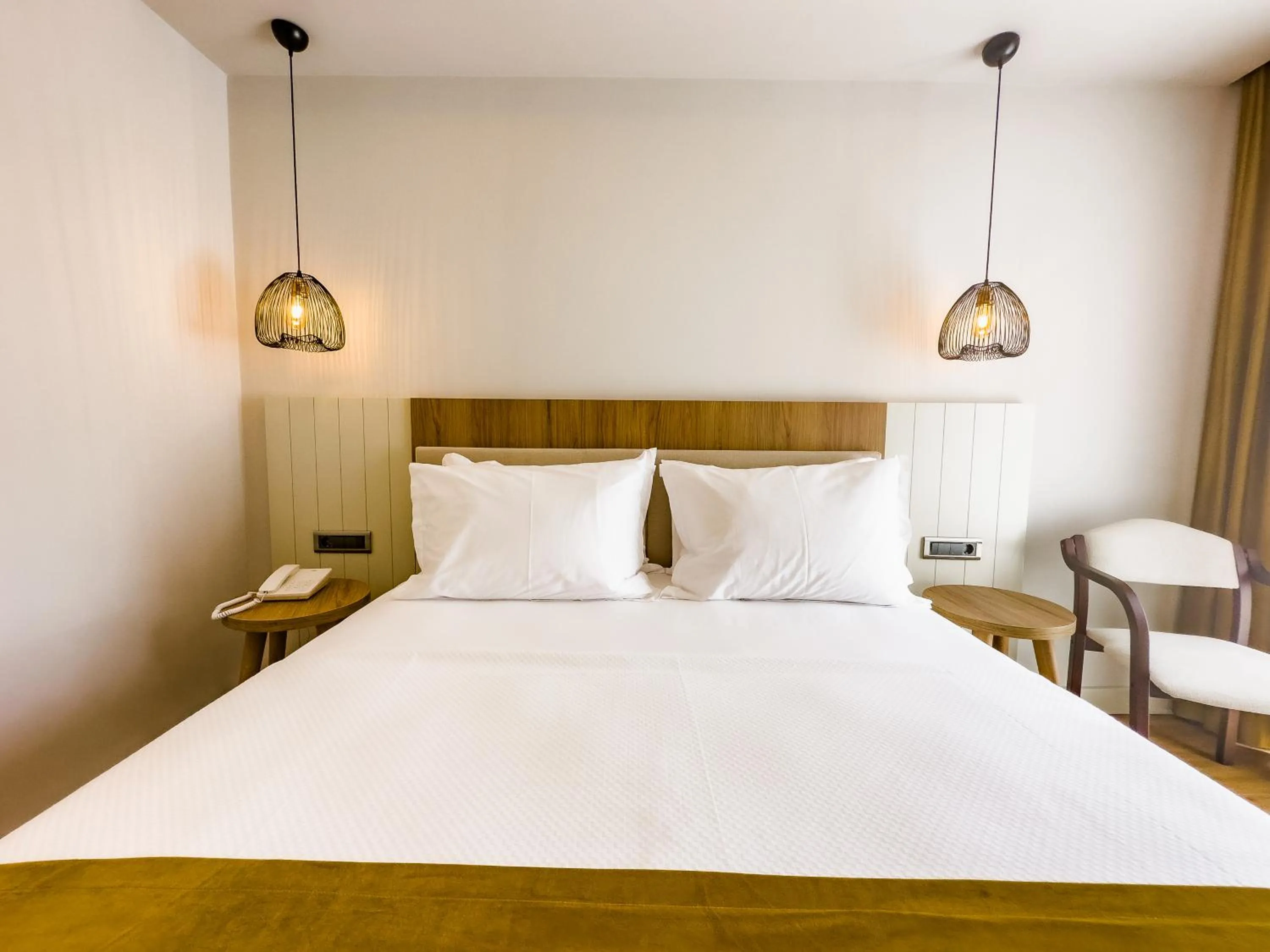 Bed in Dedeoğlu Port Hotel