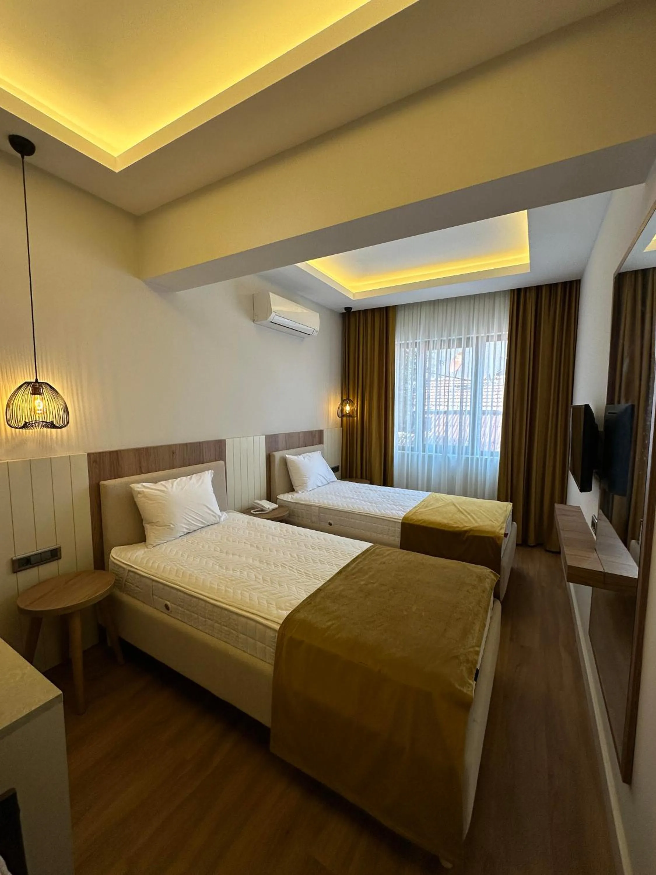 Bed in Dedeoğlu Port Hotel