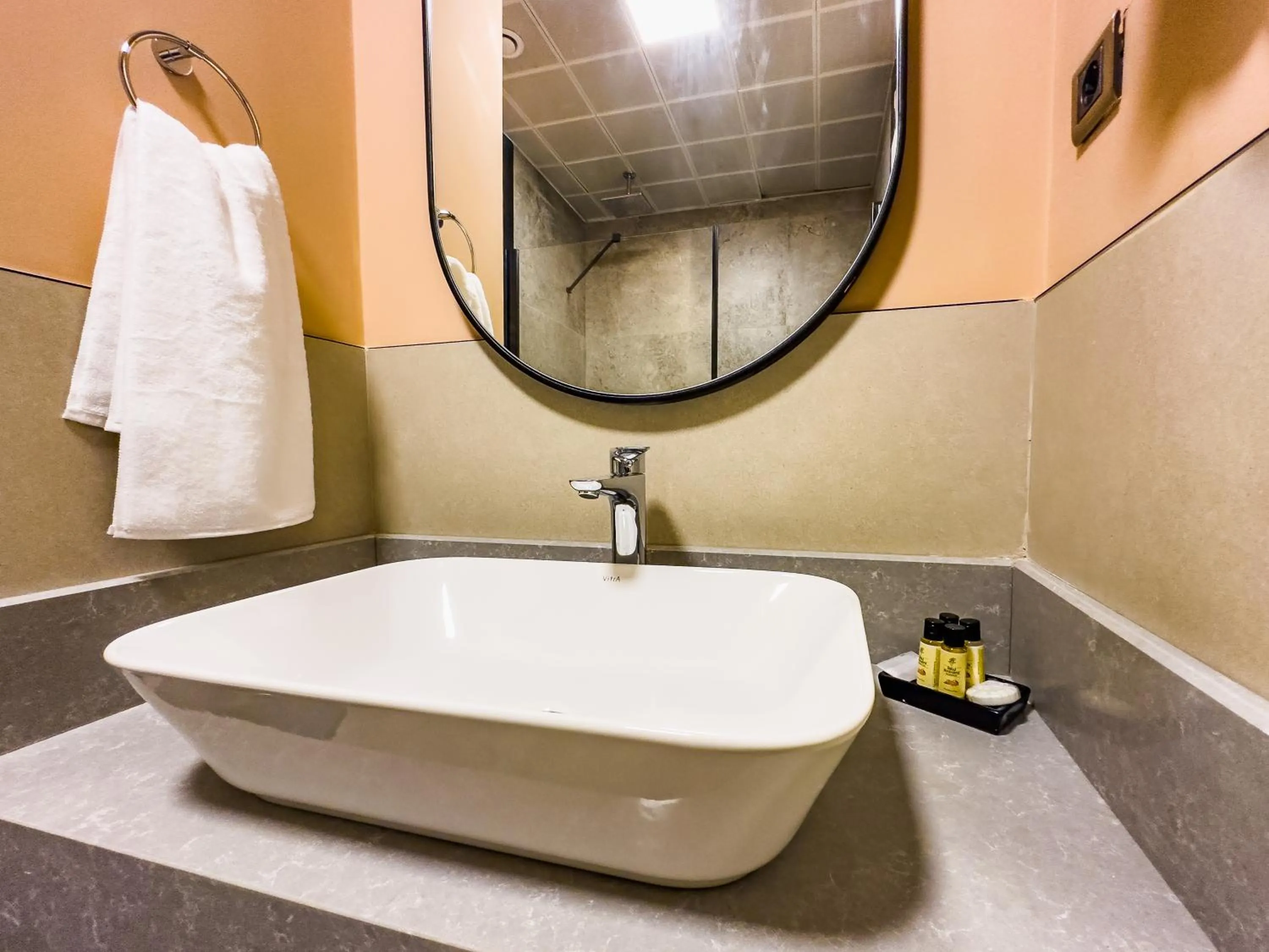 Bathroom in Dedeoğlu Port Hotel