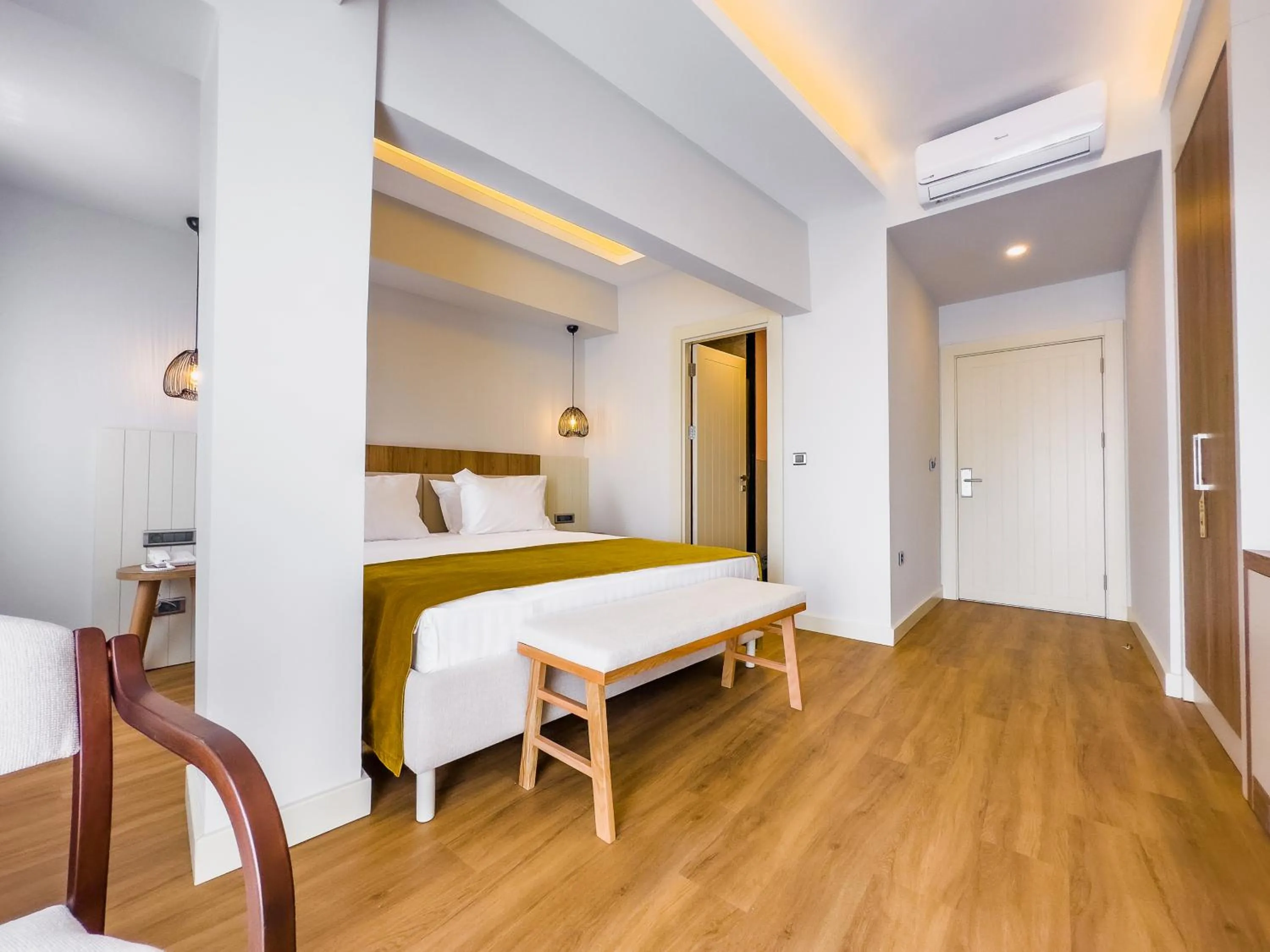 Bed in Dedeoğlu Port Hotel