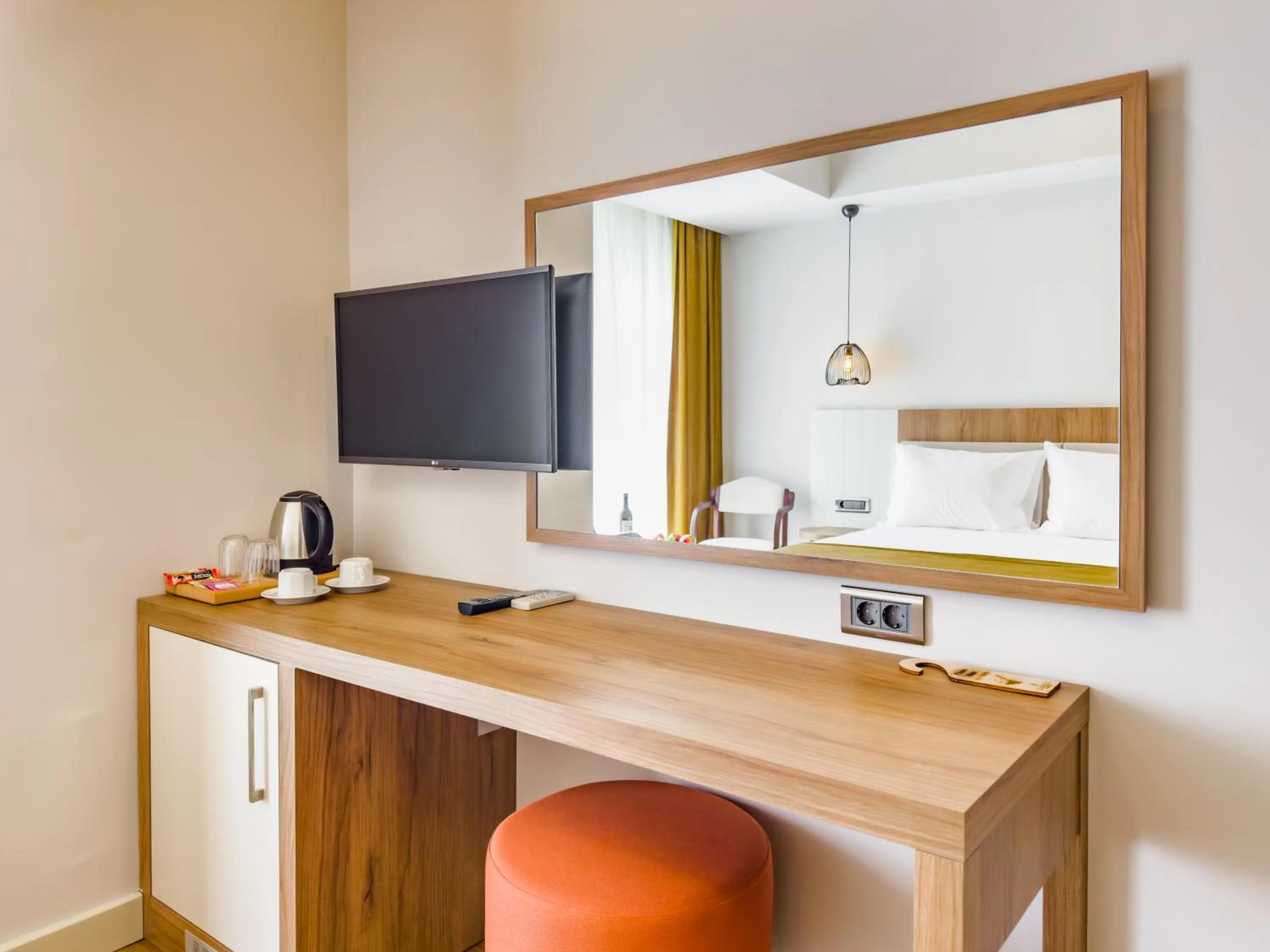 TV and multimedia in Dedeoğlu Port Hotel