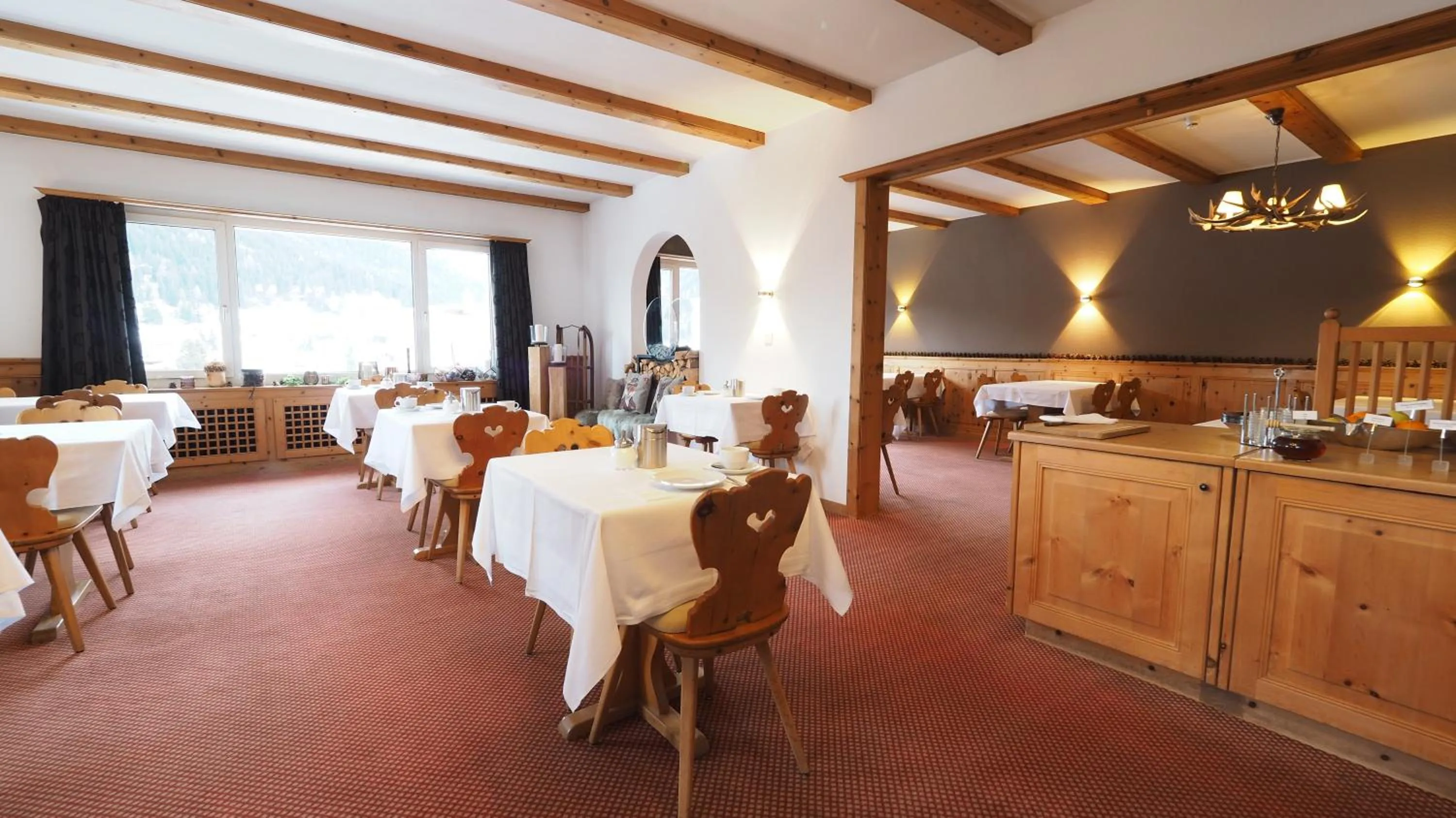 Restaurant/places to eat in Hotel Concordia