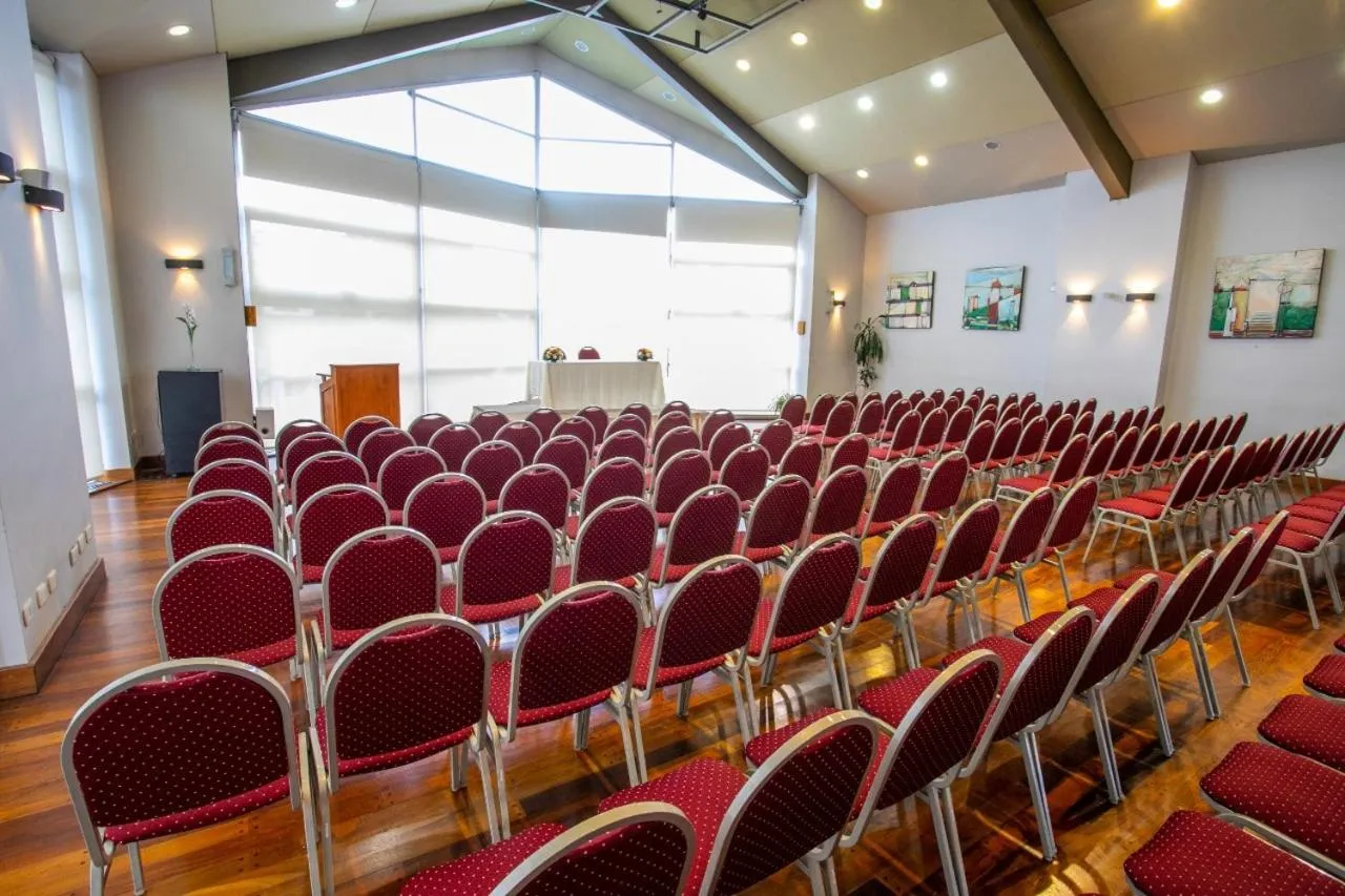 Meeting/conference room in Patagonia Sur Hotel
