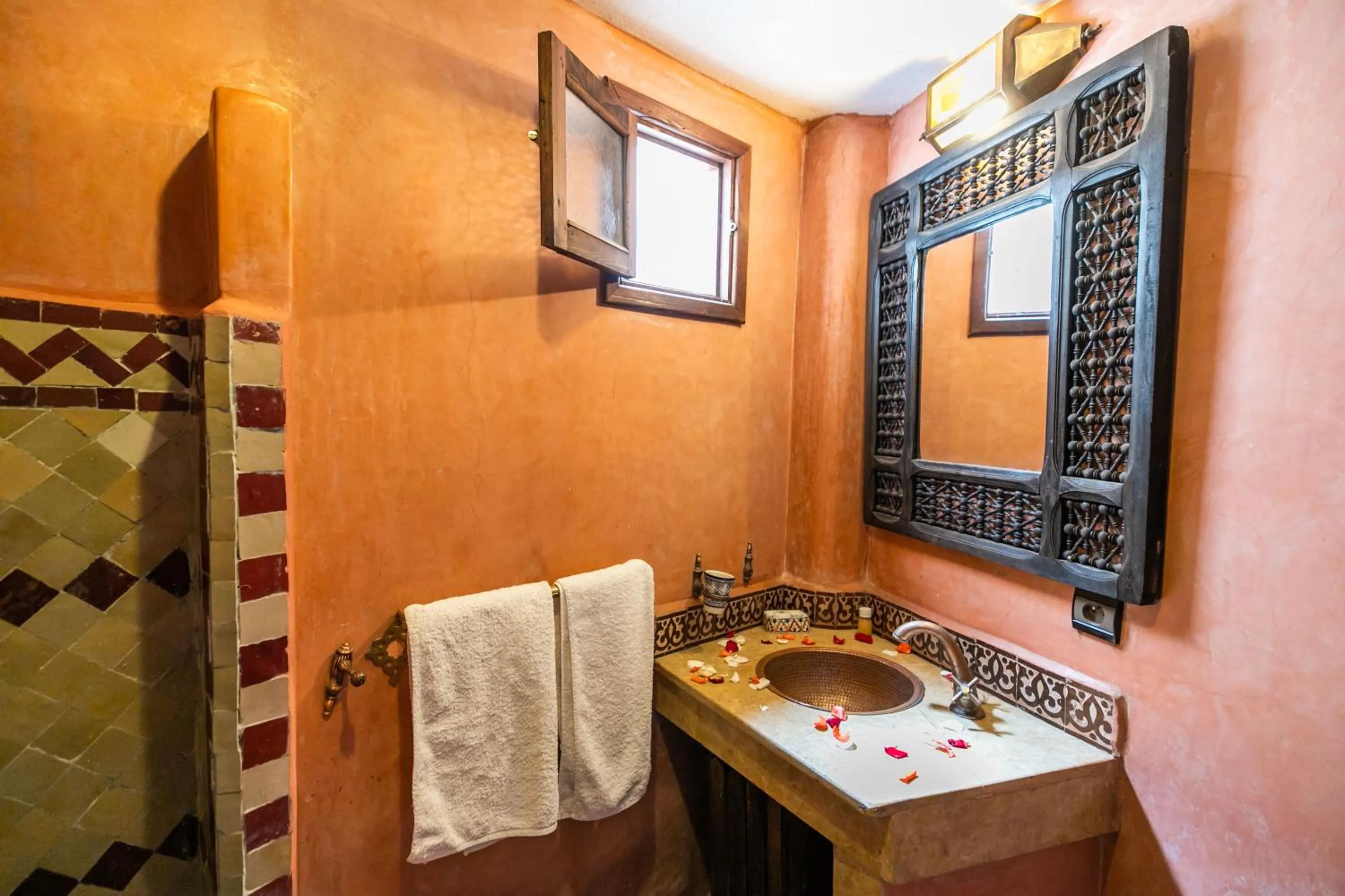 Bathroom in Riad Jardin Chrifa