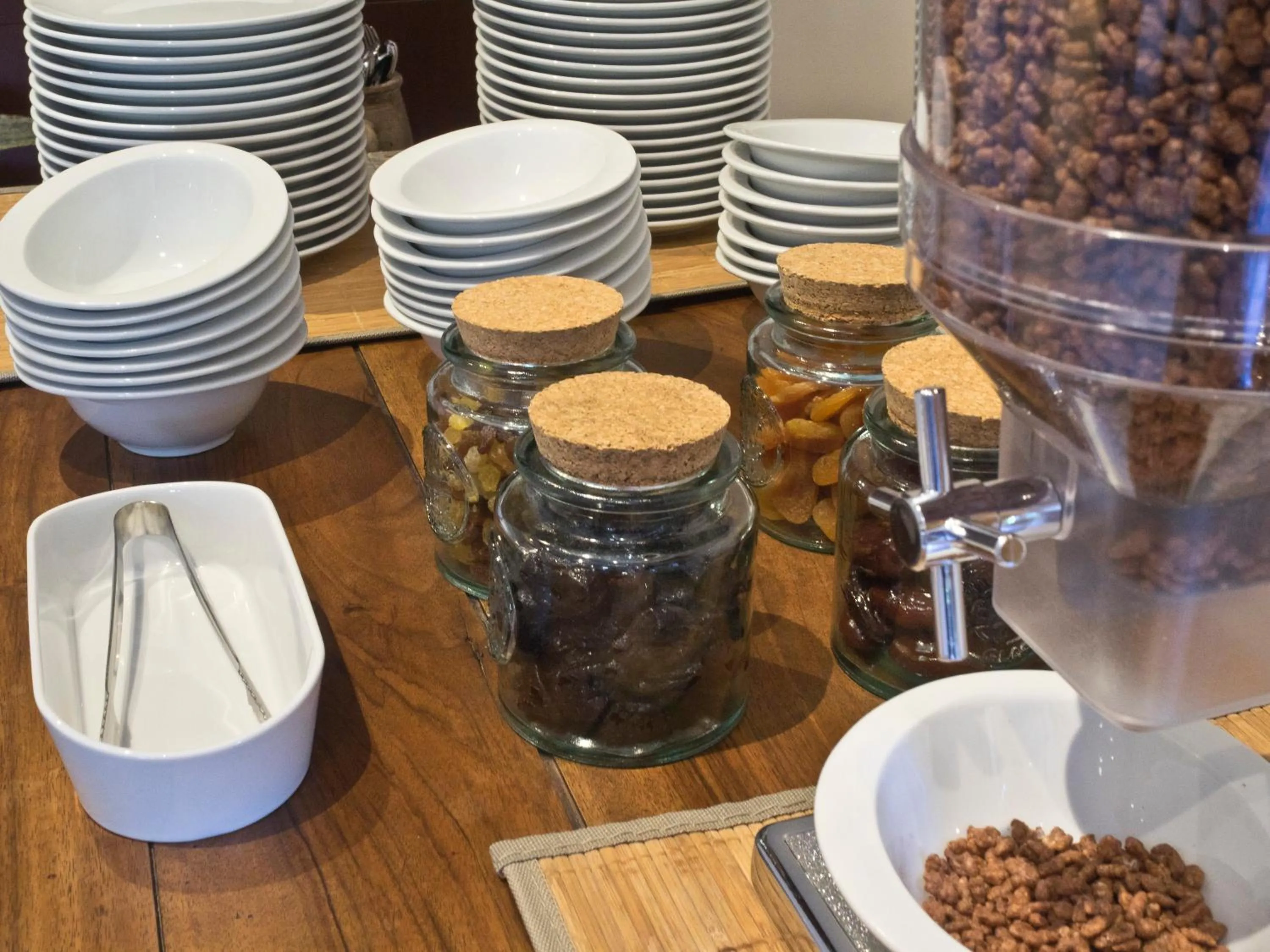 Buffet breakfast in Hotel Les Oliviers