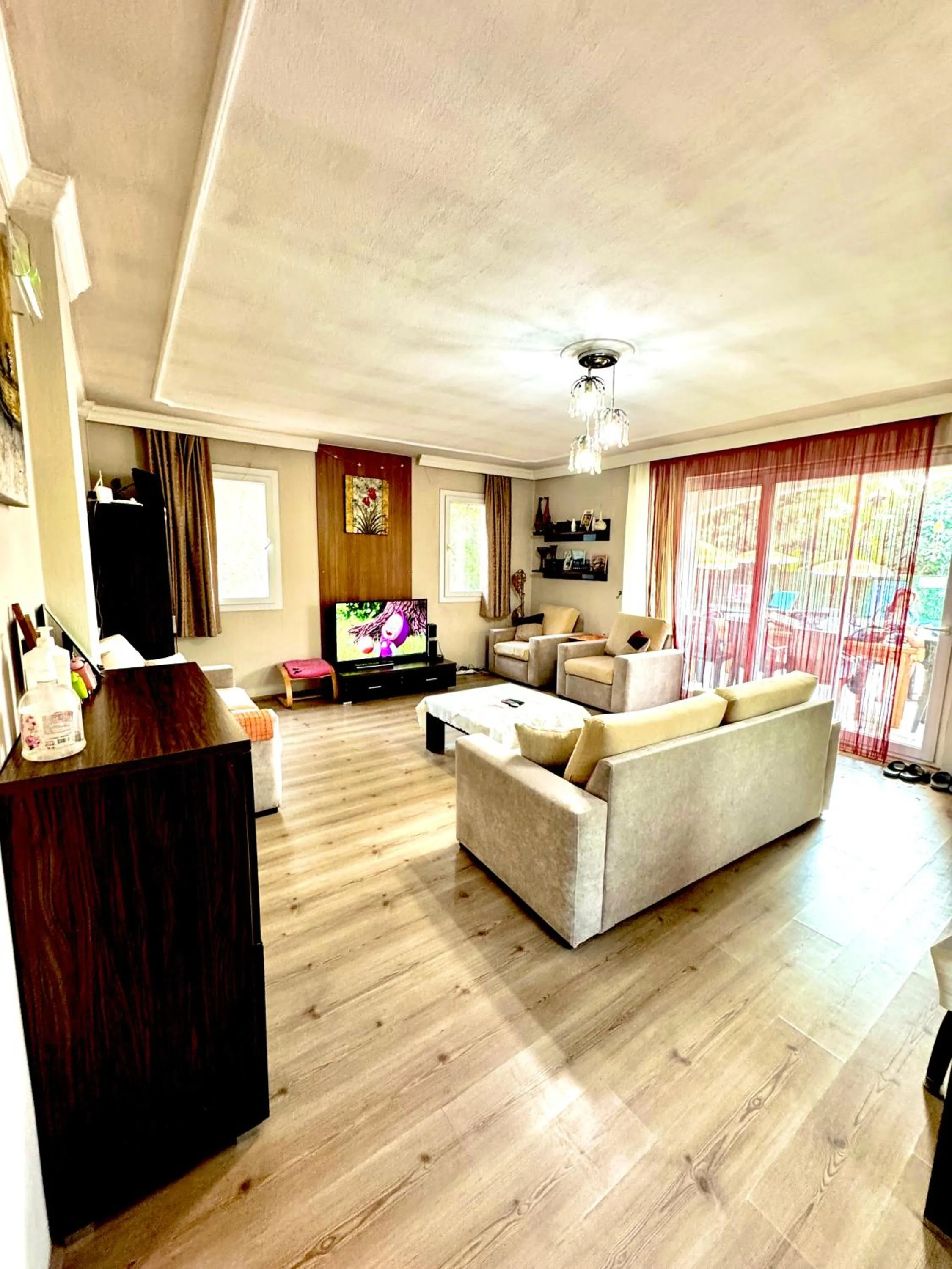 Communal lounge/ TV room in Villa Balım