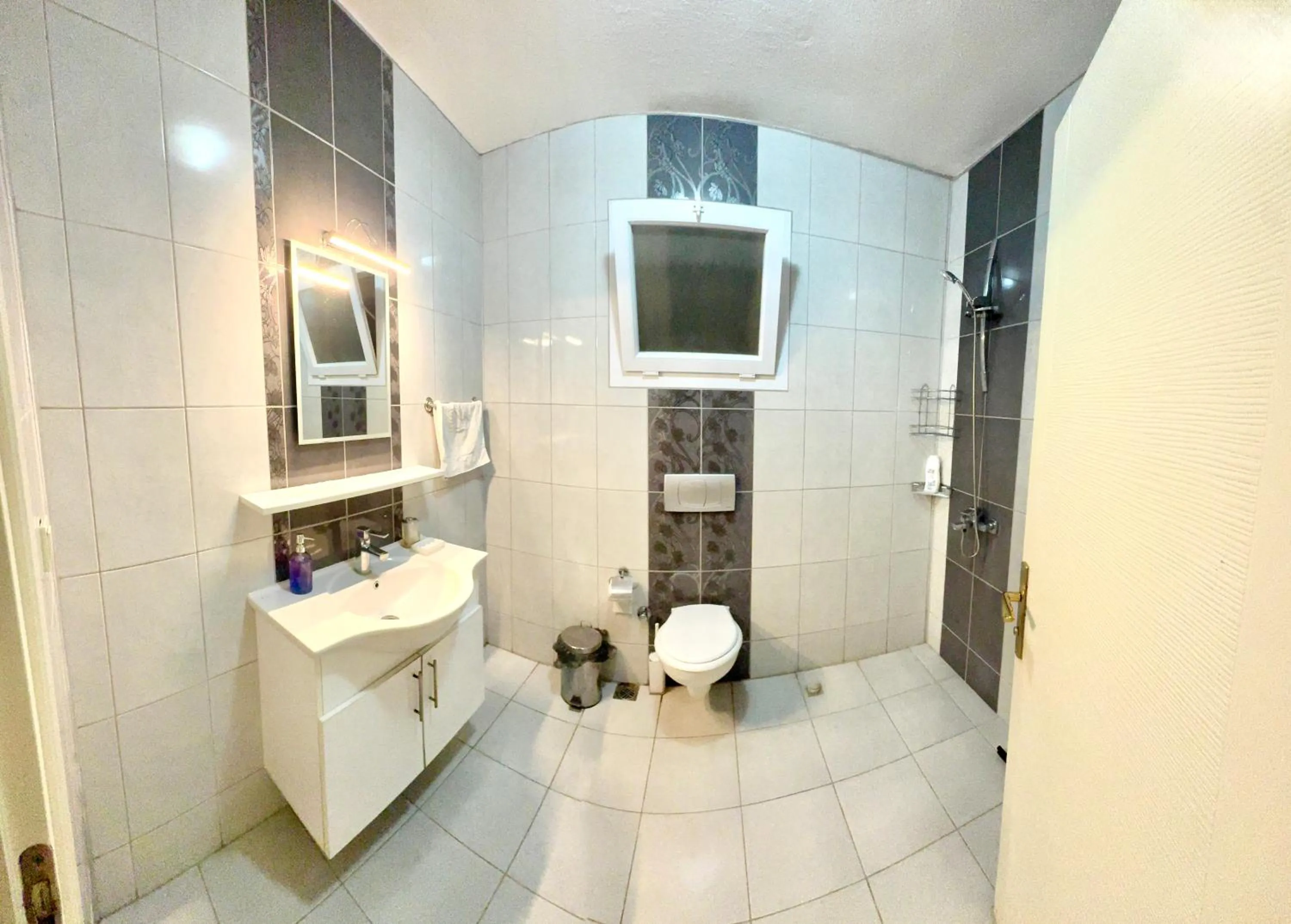 Shower in Villa Balım