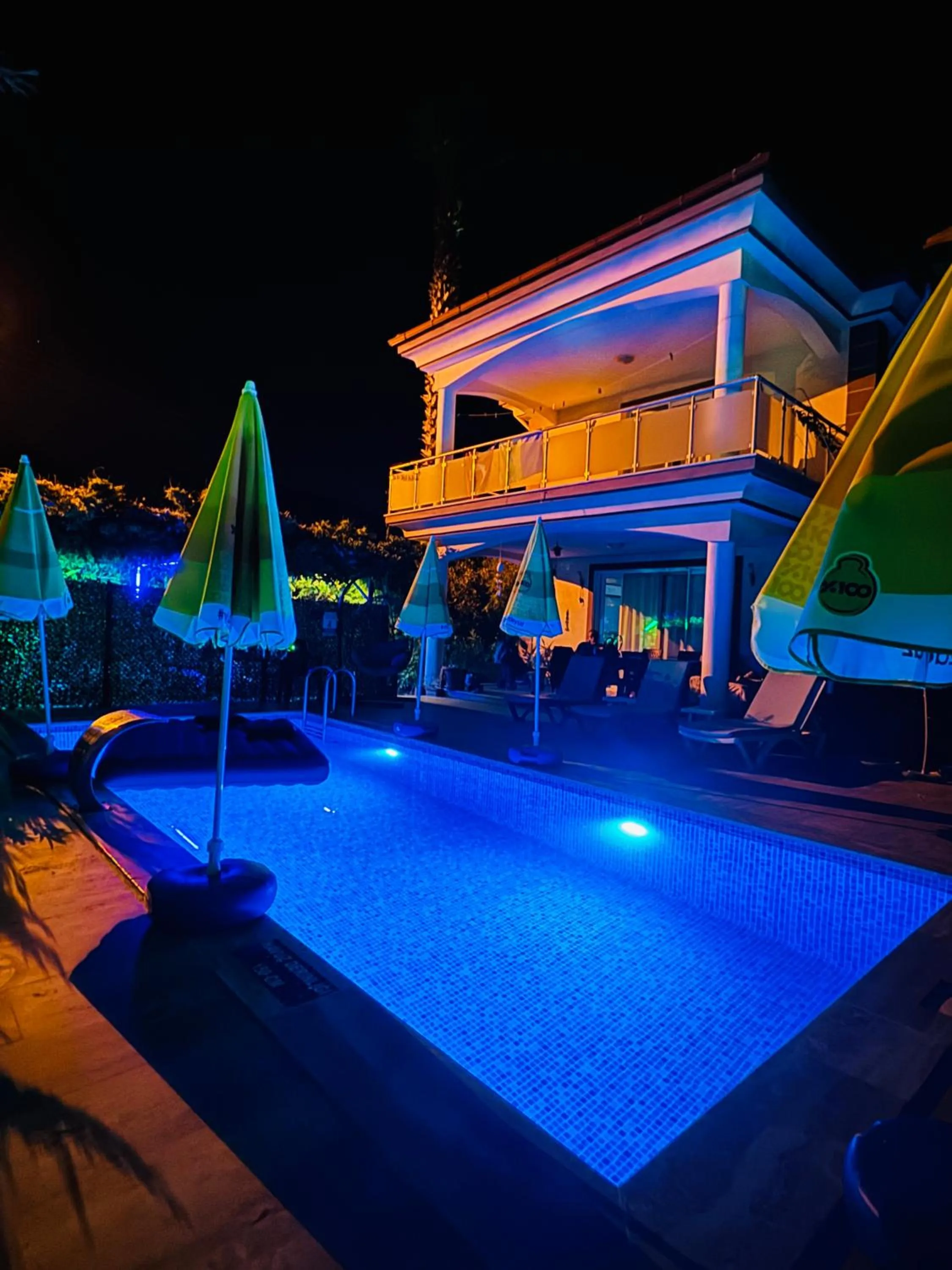 Night in Villa Balım