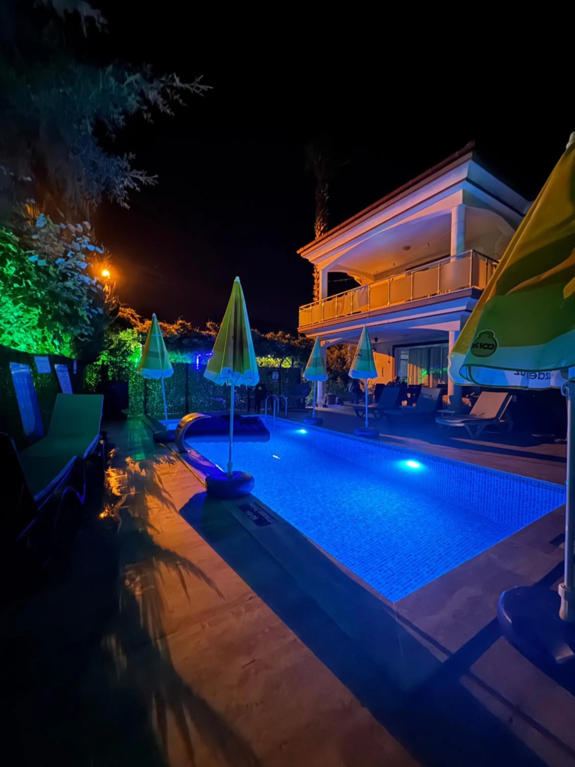 Night in Villa Balım