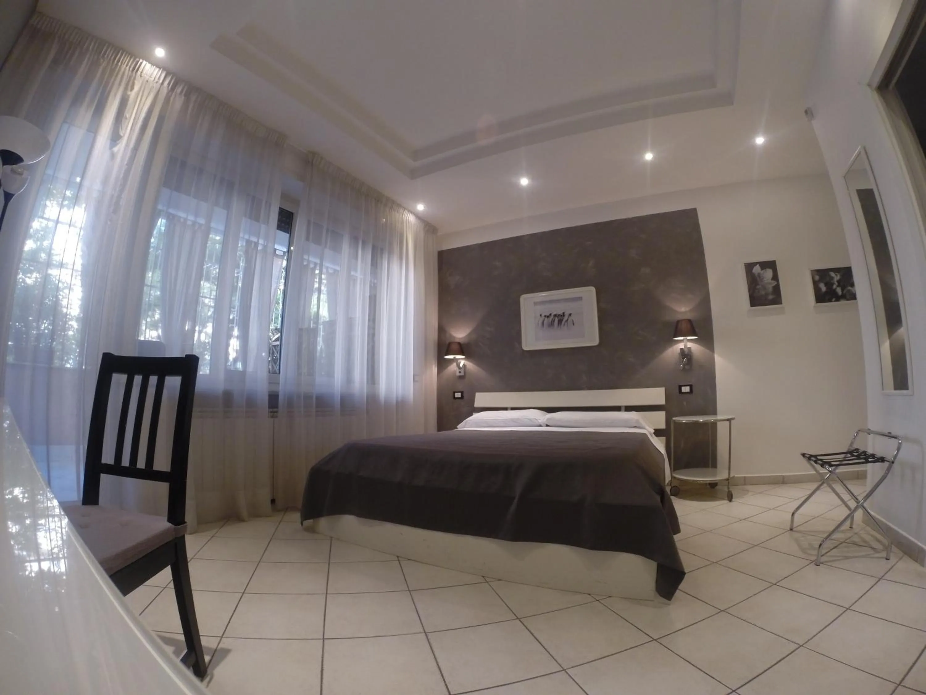 Shower, Bed in Tre R