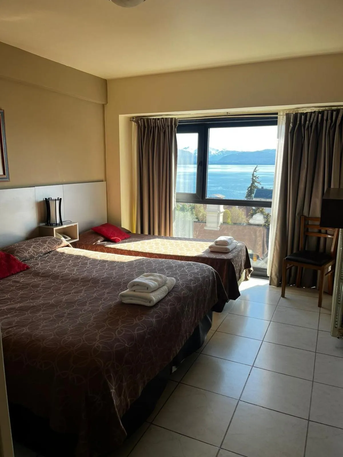 Bed in Hotel Internacional