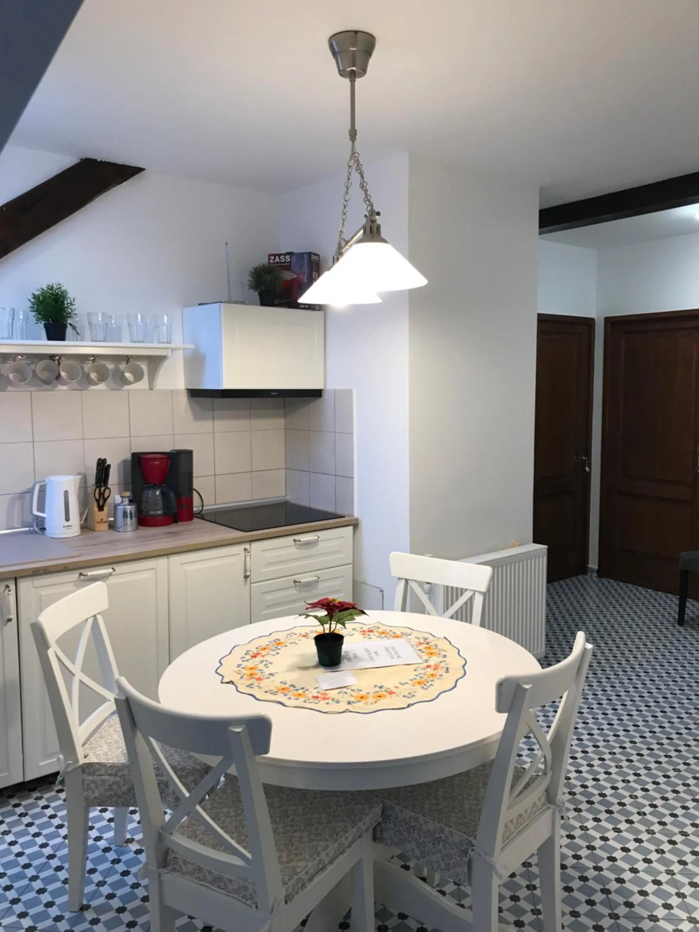 Kitchen or kitchenette in House 54