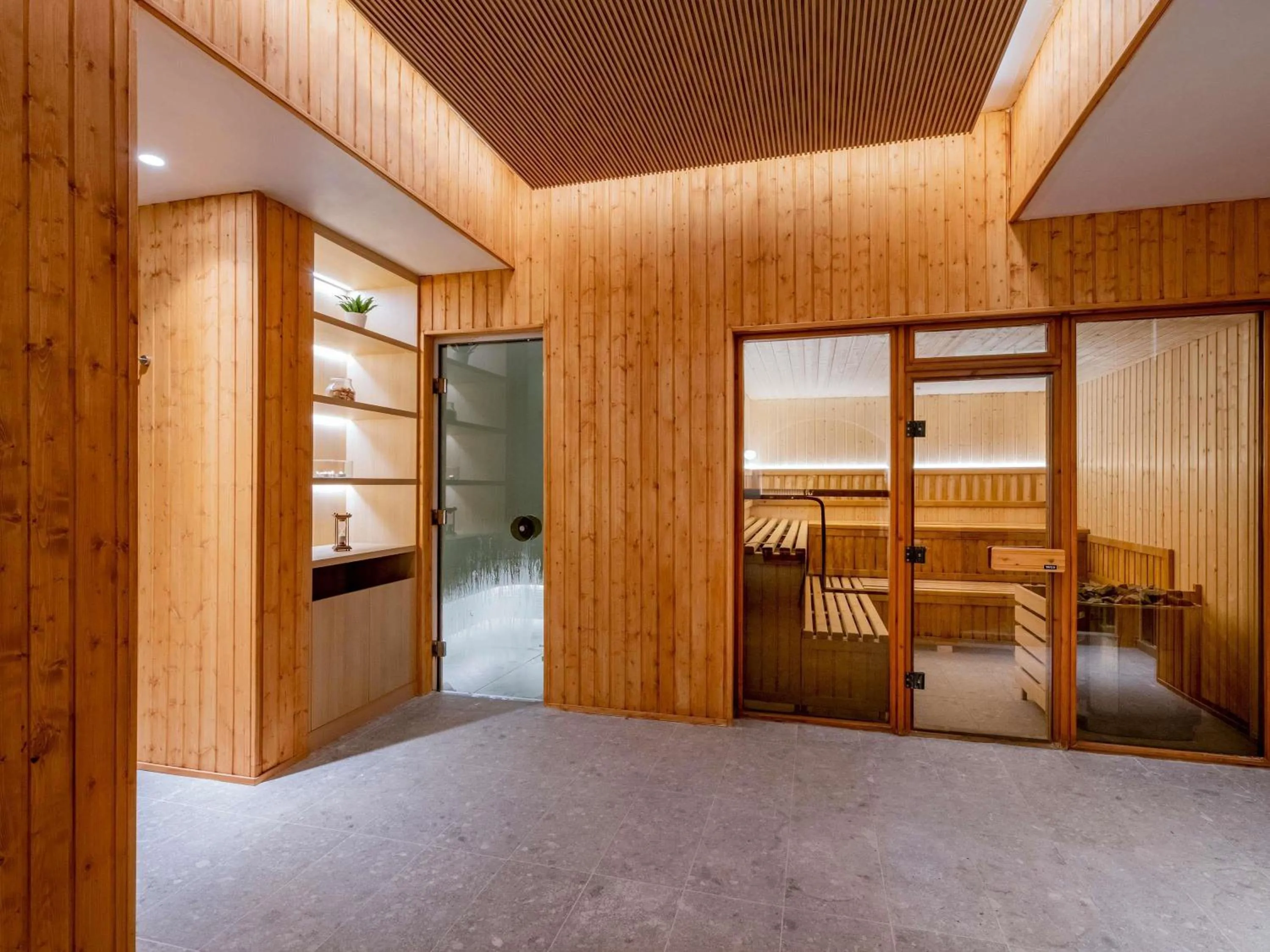 Spa and wellness centre/facilities, Bed in Maison Sofia - MGallery