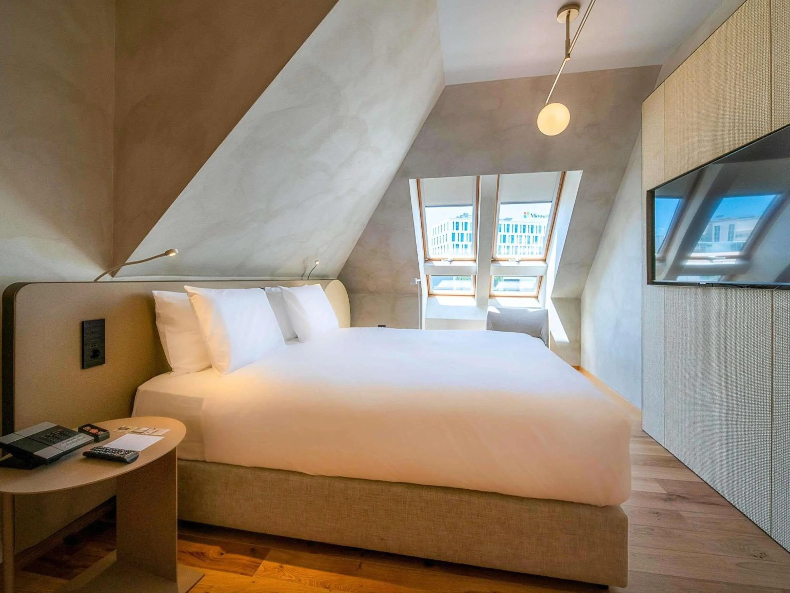 Photo of the whole room, Bed in Maison Sofia - MGallery