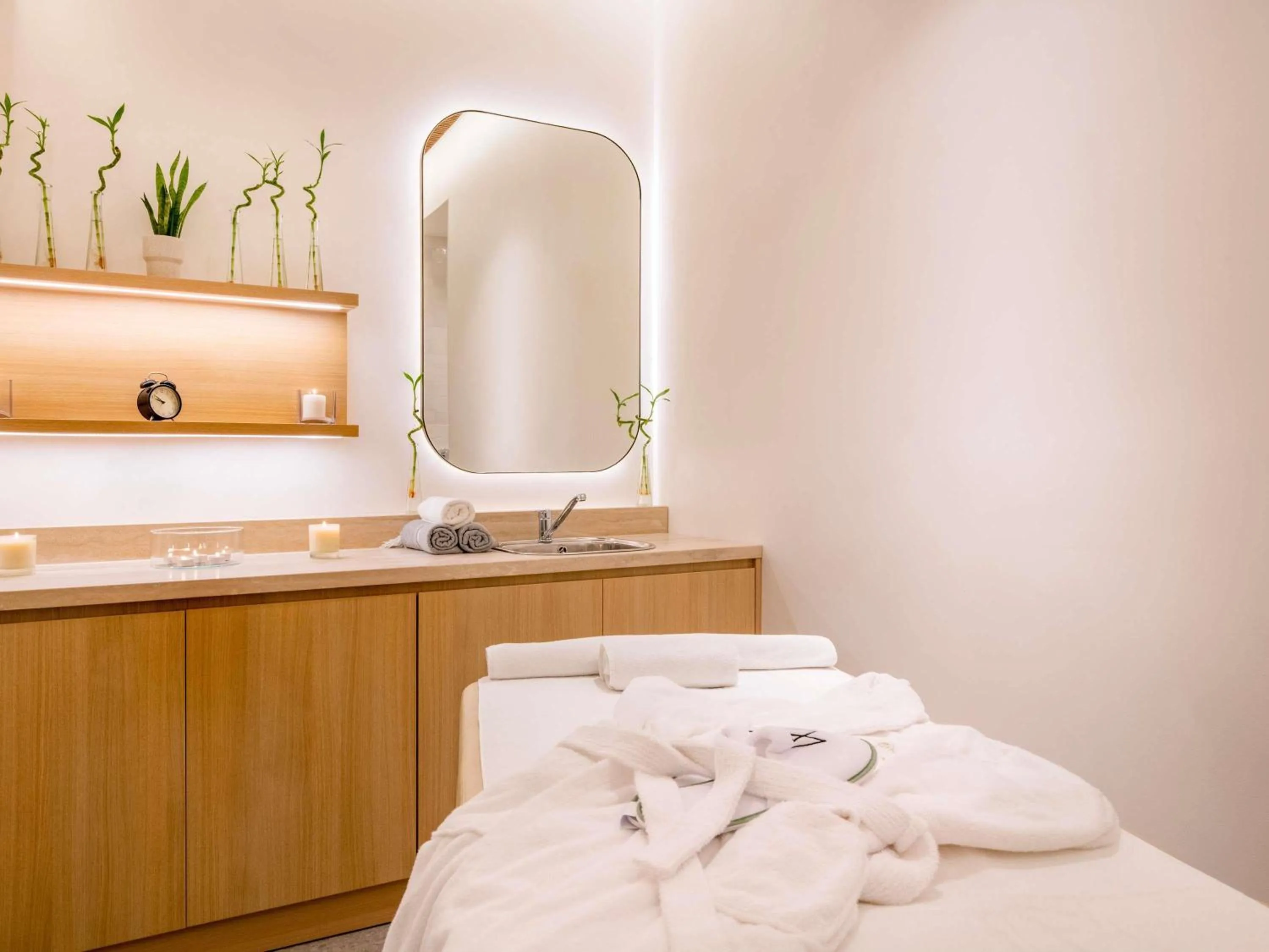 Massage in Maison Sofia - MGallery