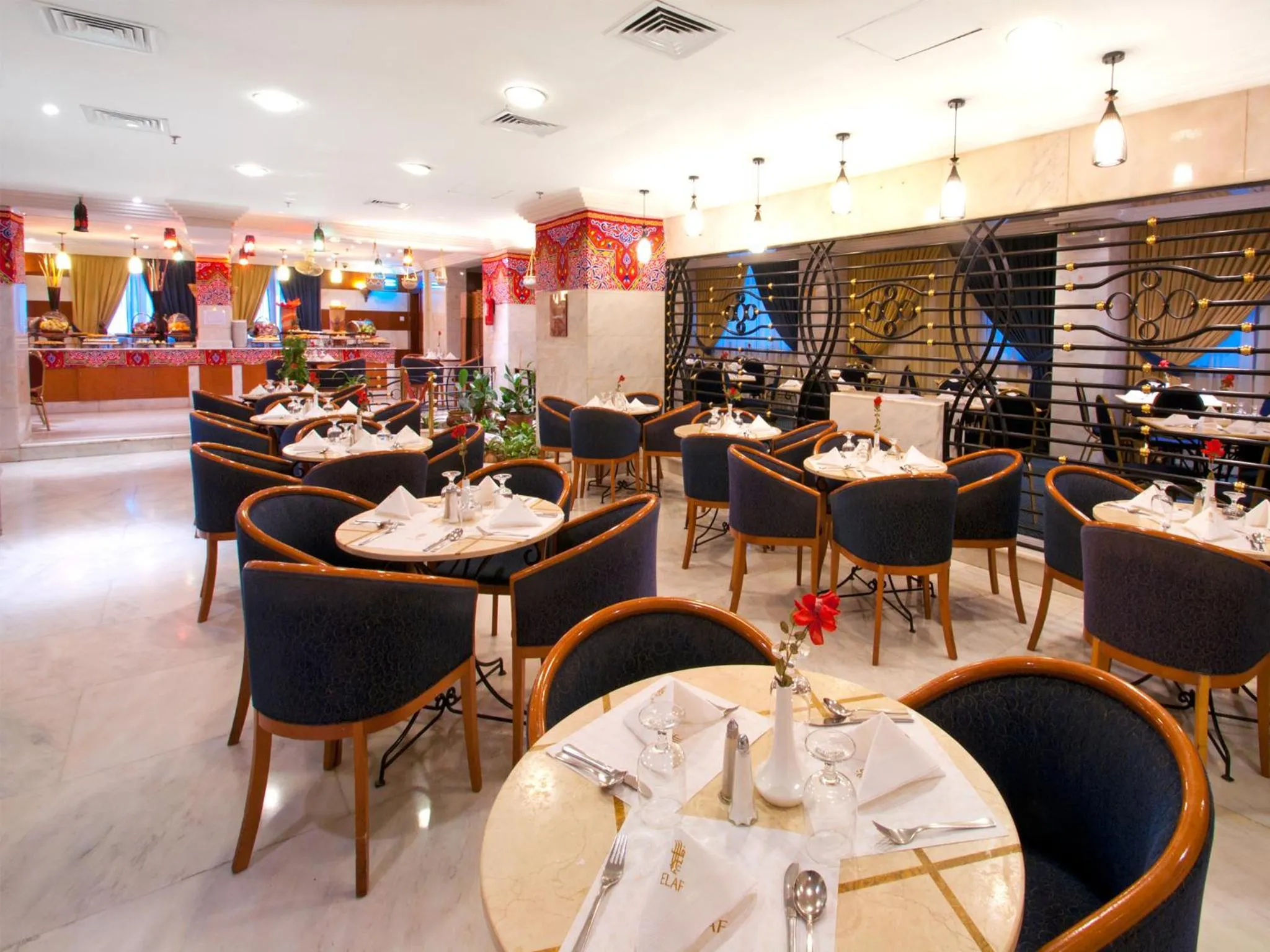 Restaurant/places to eat in Elaf Ajyad Hotel Makkah
