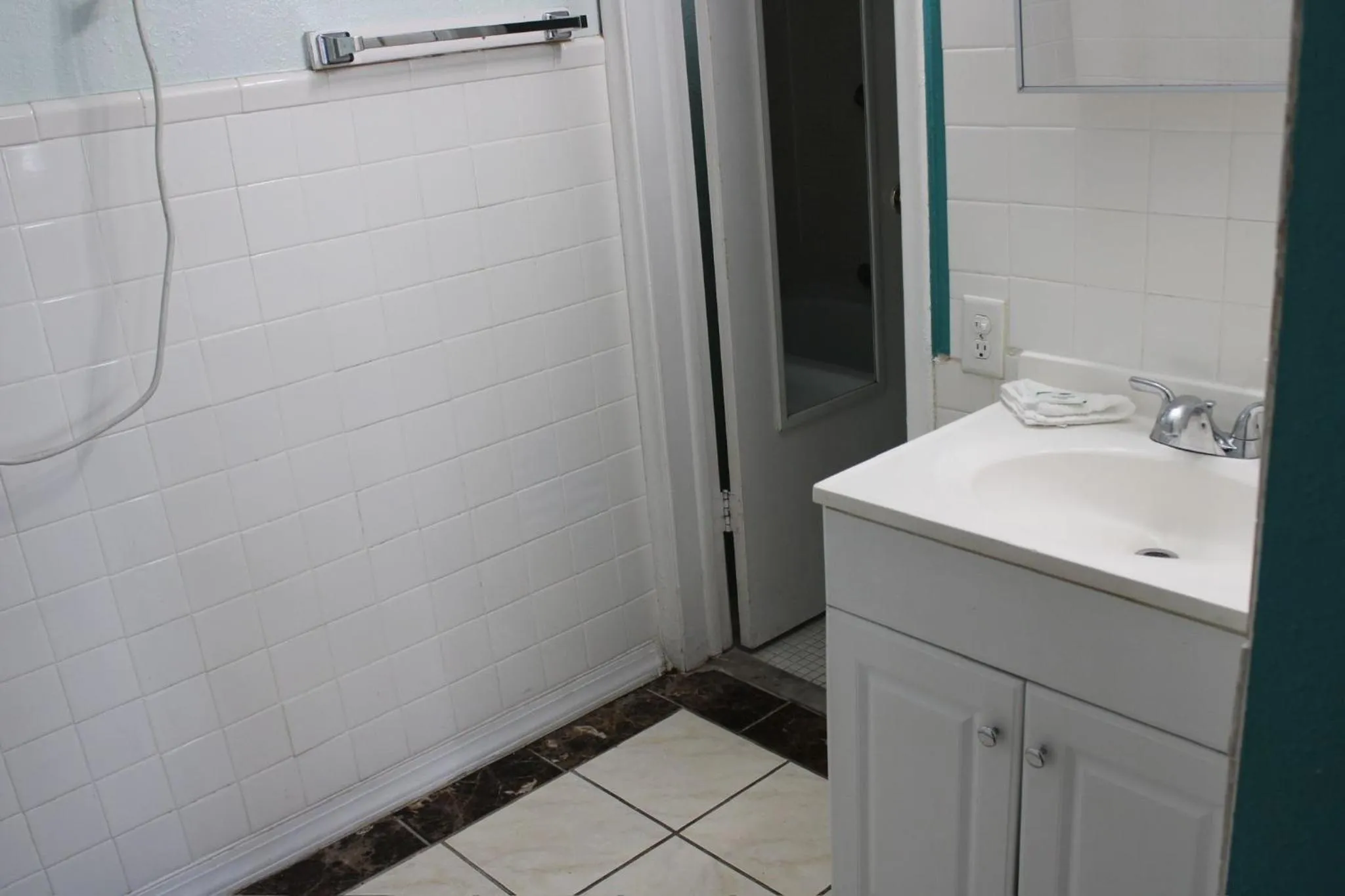 Executive Economy Lodge